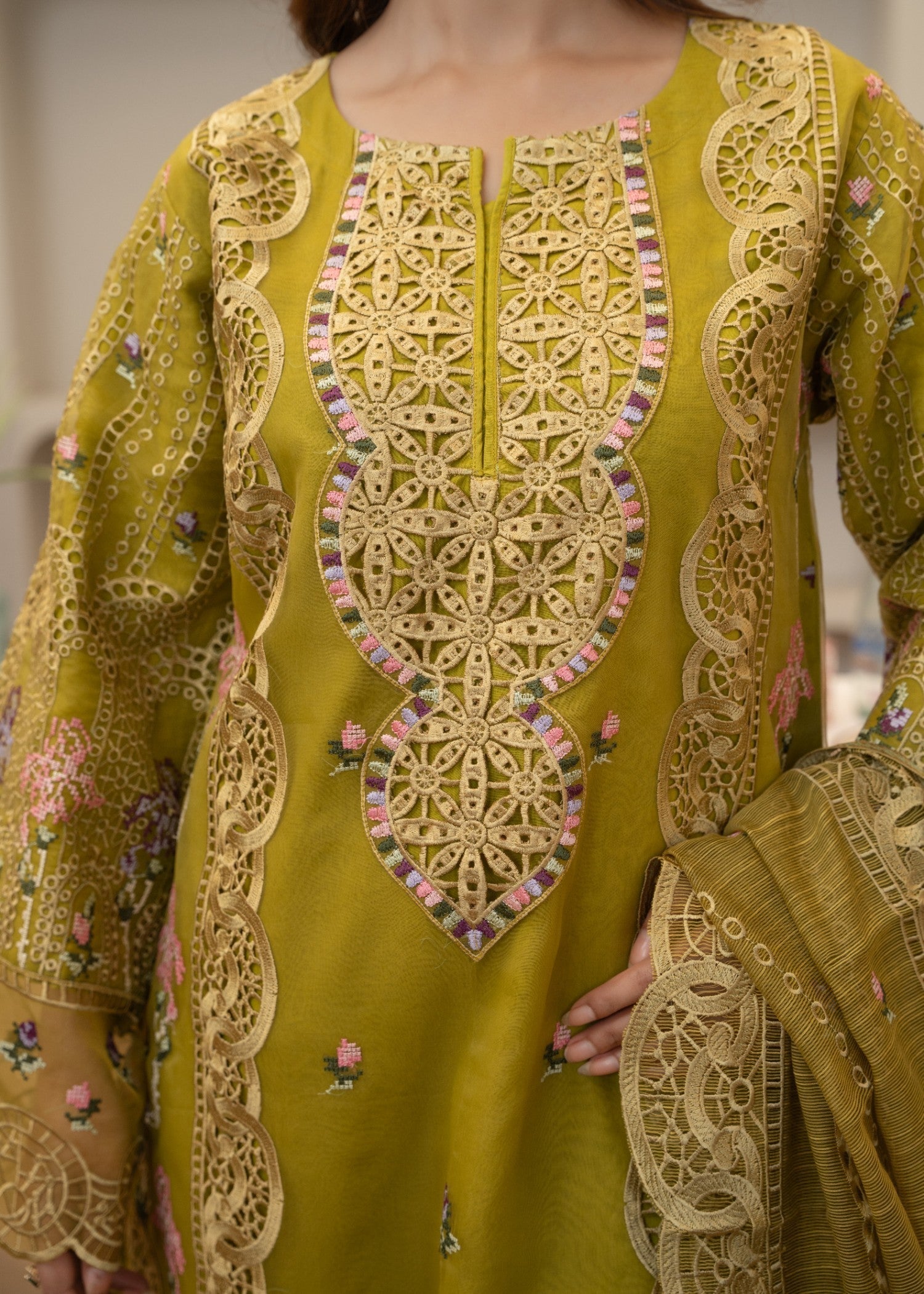 Waniya Awais WAL 02 Lawn Stitched Women 3pcs