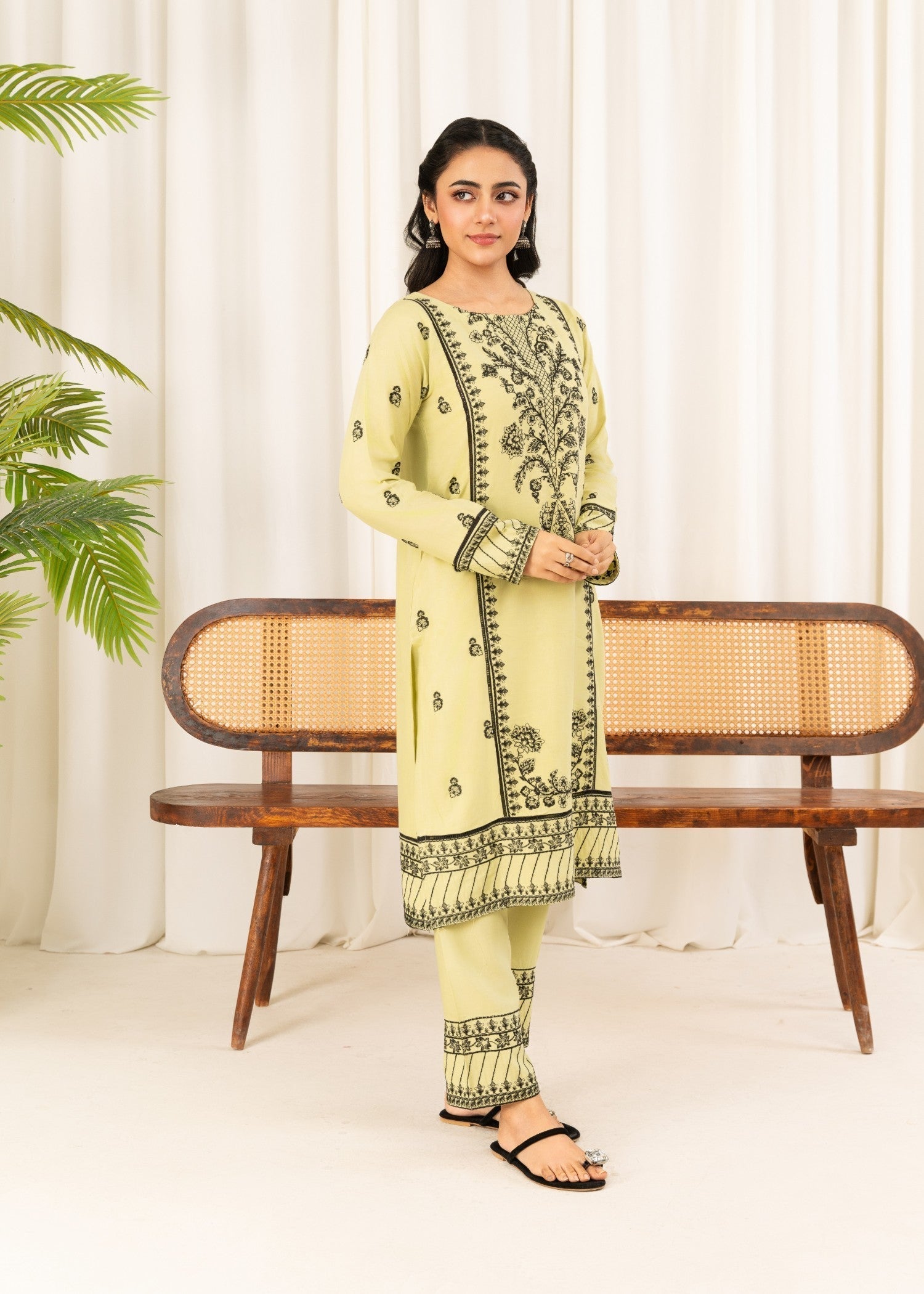 Aster Aira Women 2pcs