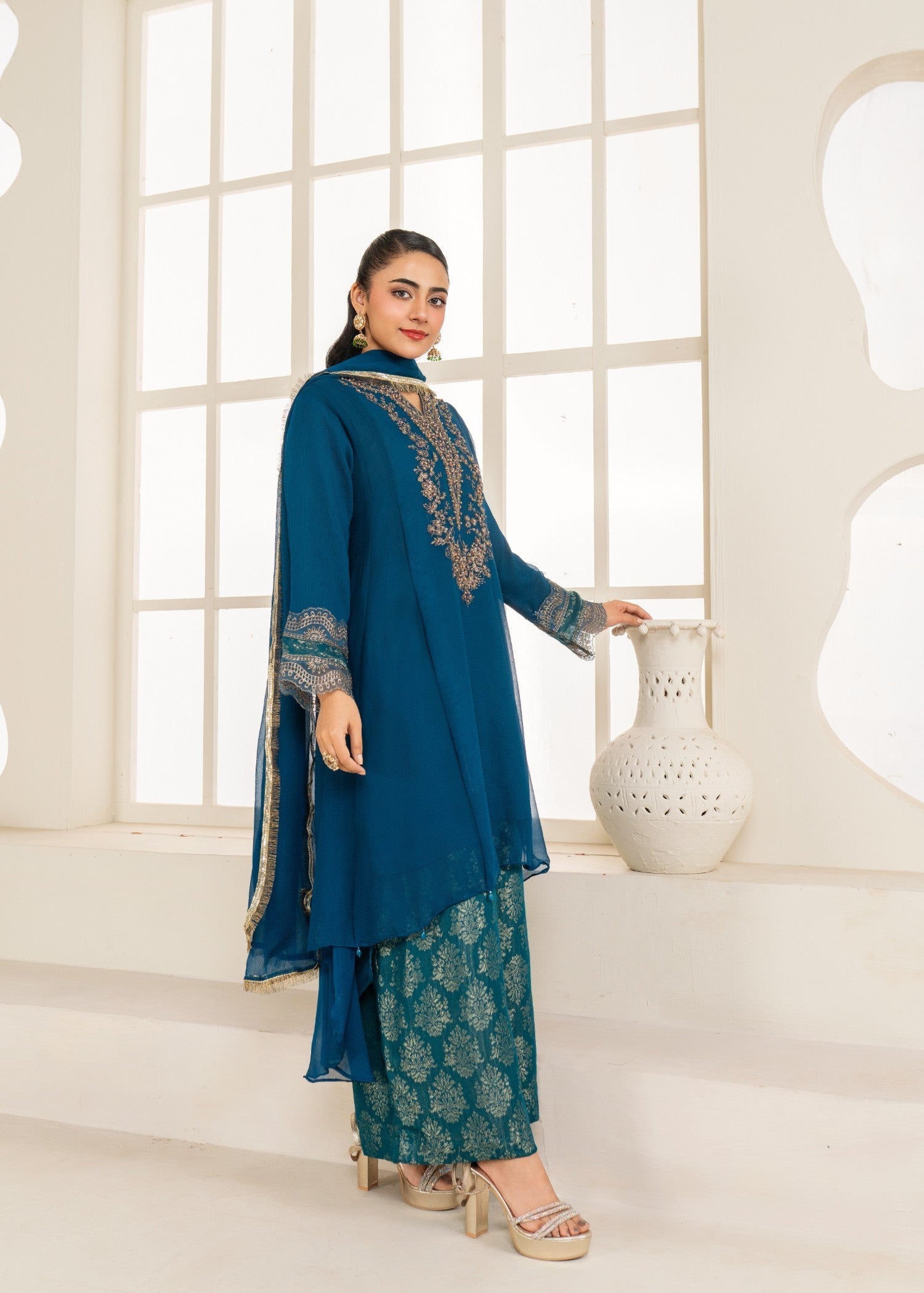 Pehnawa Fashion CHIC SHORT EMB TEAL FROCK Women 3pcs