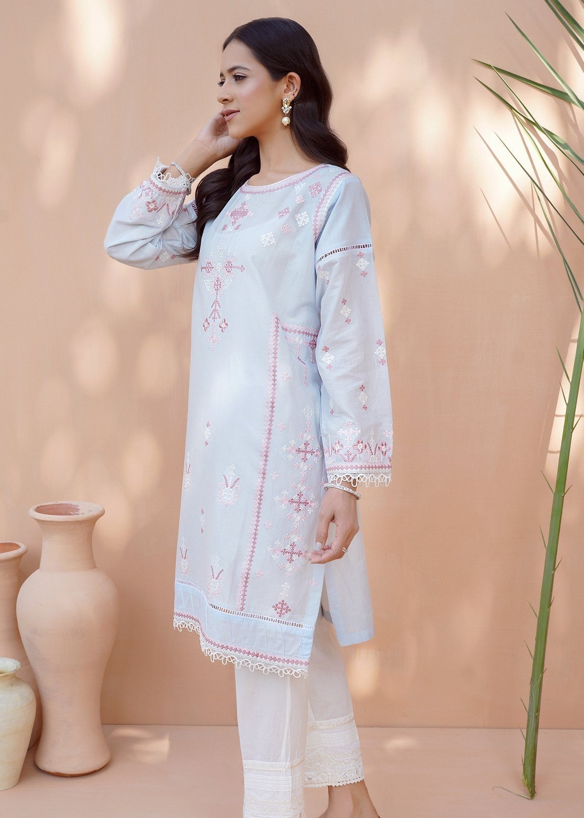 Hareer BLUE EDEN EMBROIDERED SHIRT Women 1pcs