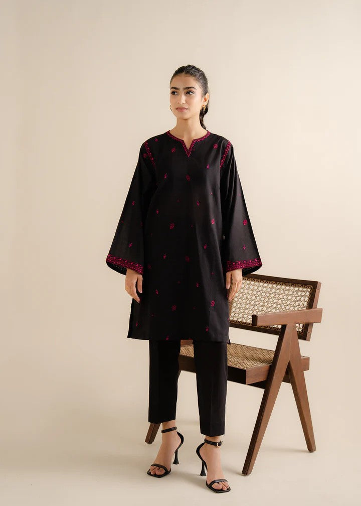 The Turkish Wear Gulaal Black Embroidered Set Women 2pcs