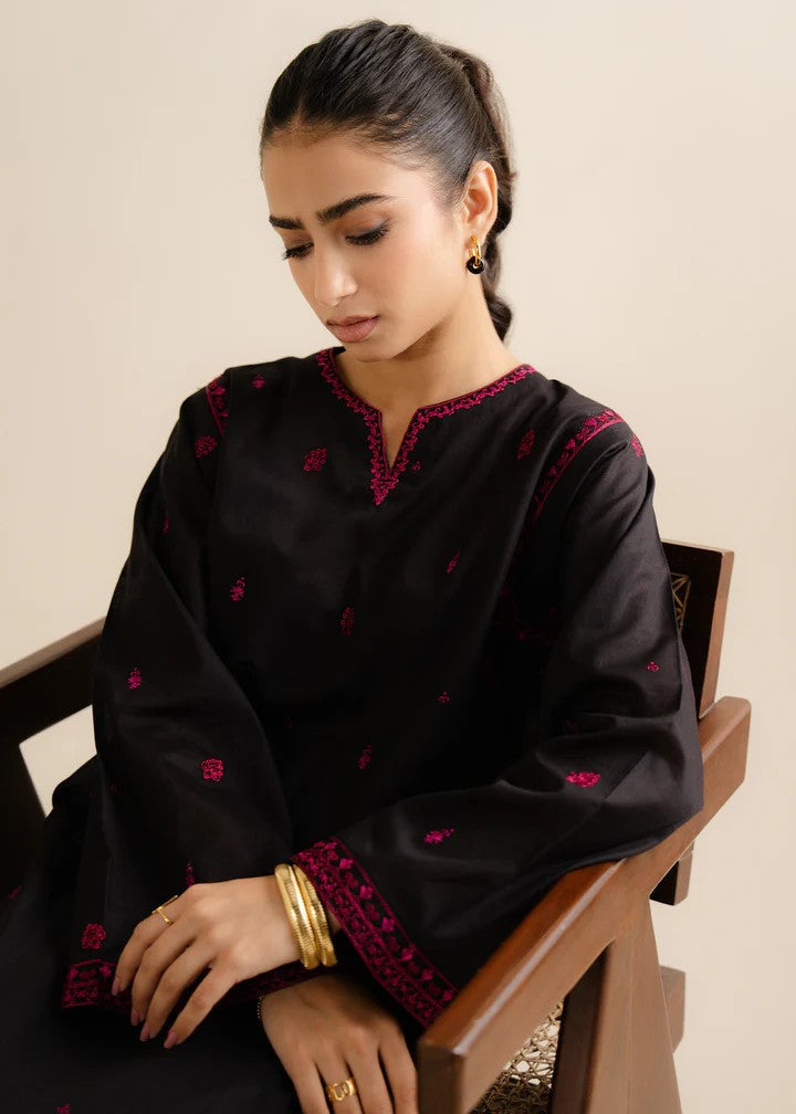 The Turkish Wear Gulaal Black Embroidered Set Women 2pcs