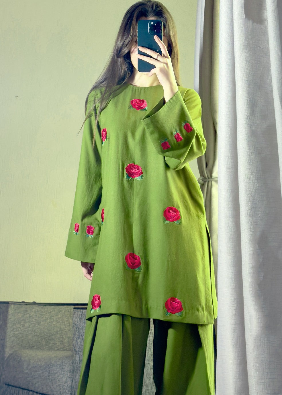 Shades By Abeeha Usman Rose Bud Women 2pcs