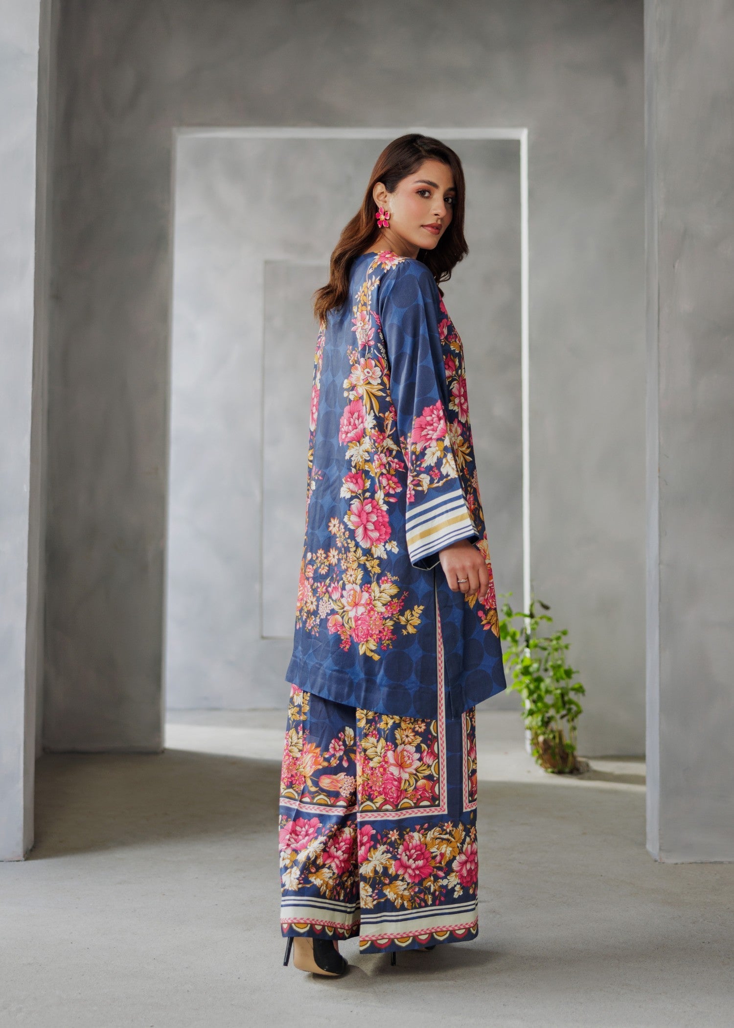 Miandad Fabrics Cobalt Dream Day out Women 2pcs