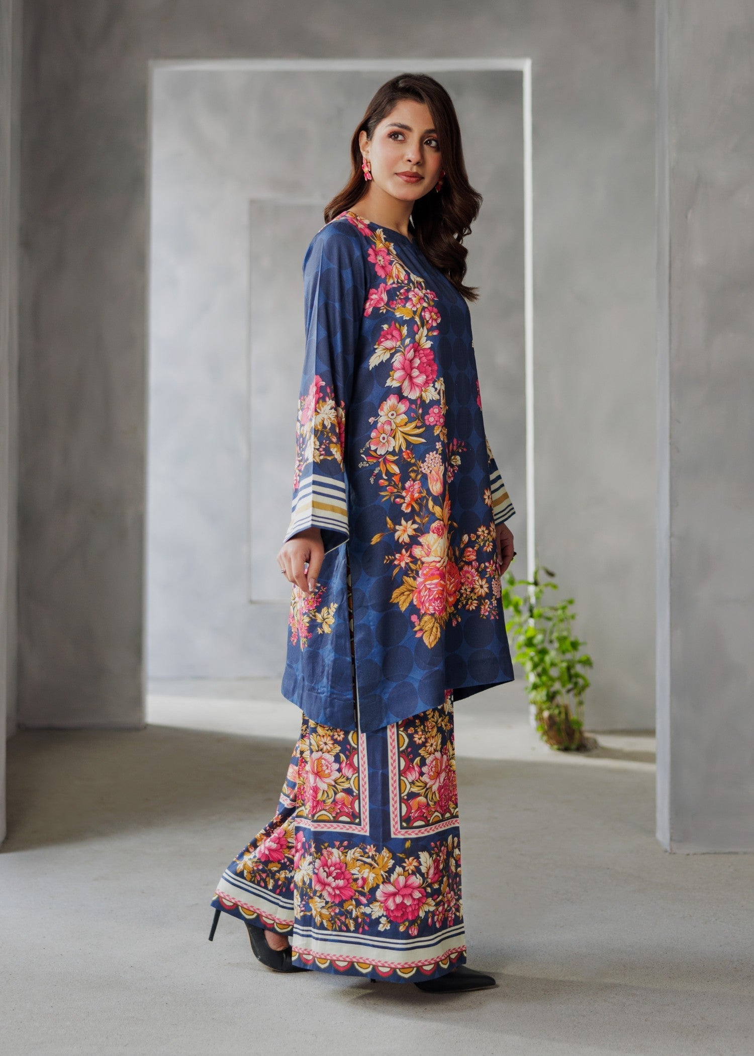 Miandad Fabrics Cobalt Dream Day out Women 2pcs