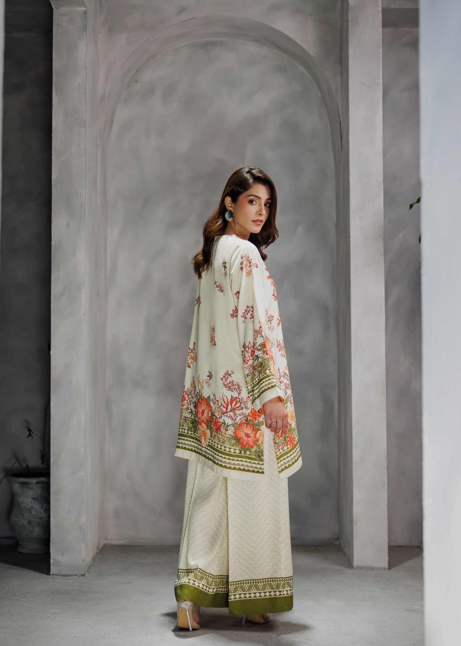 Miandad Fabrics Creamy Nectar Day Out Women 2pcs