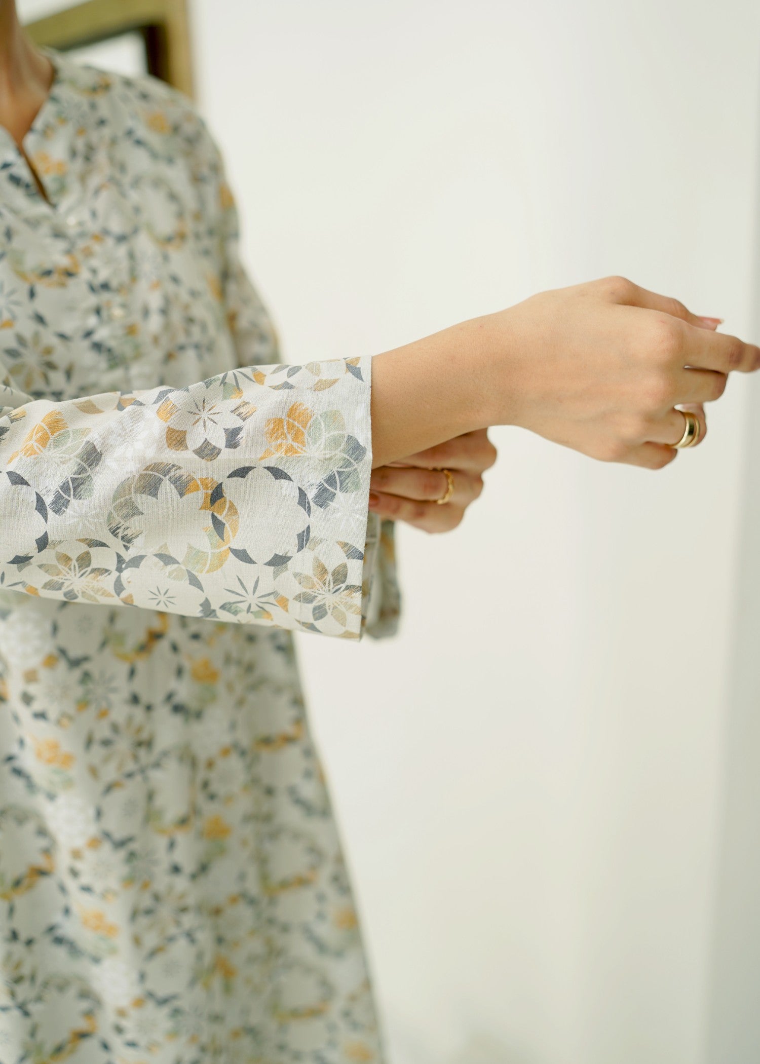 Amal Silver Strand Women 2pcs