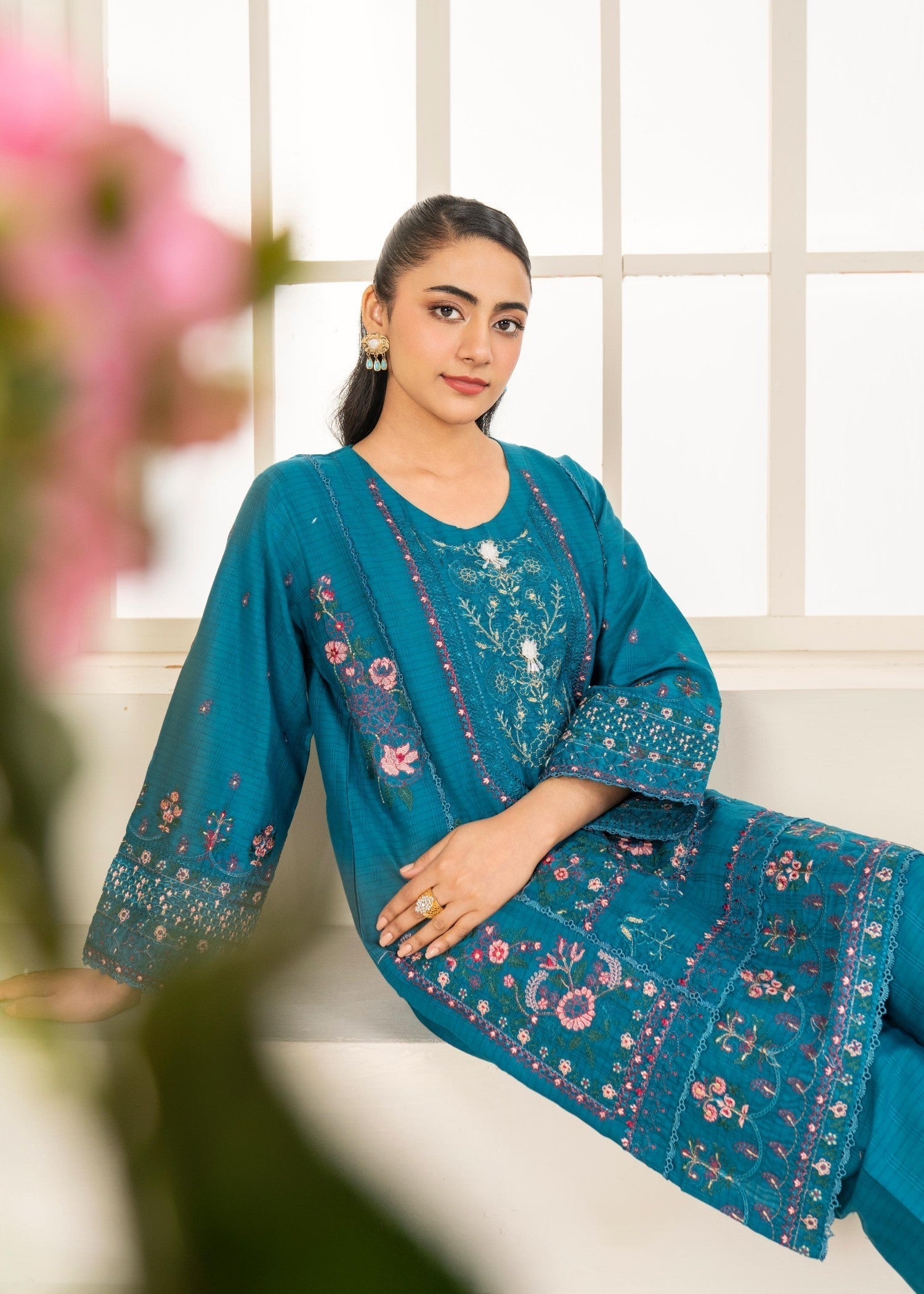 Stylish Collection NEELUM EMBROIDERED ZINK Women 2pcs