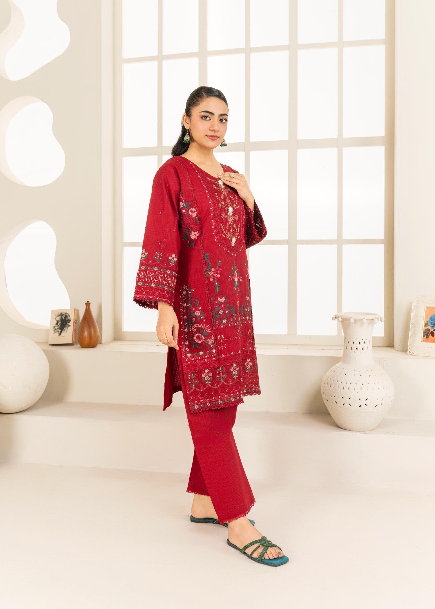 Stylish Collection NEELUM EMBROIDERED MAROON Women 2pcs