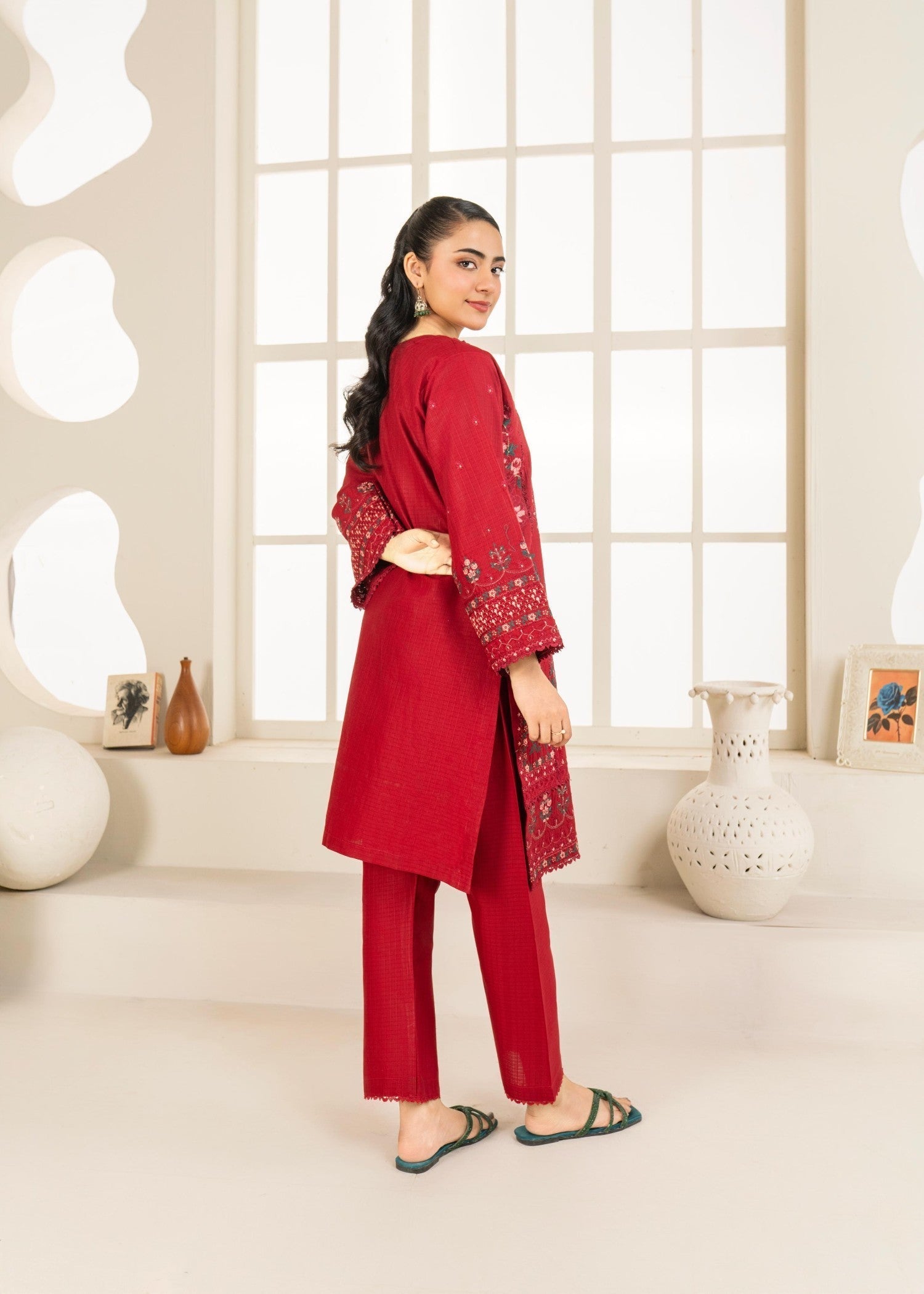Stylish Collection NEELUM EMBROIDERED MAROON Women 2pcs