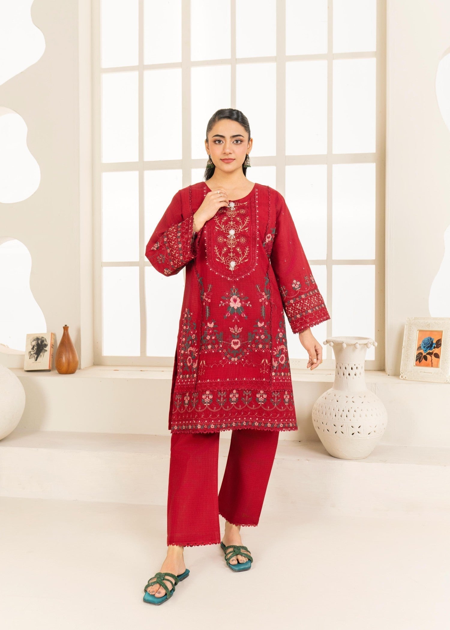 Stylish Collection NEELUM EMBROIDERED MAROON Women 2pcs