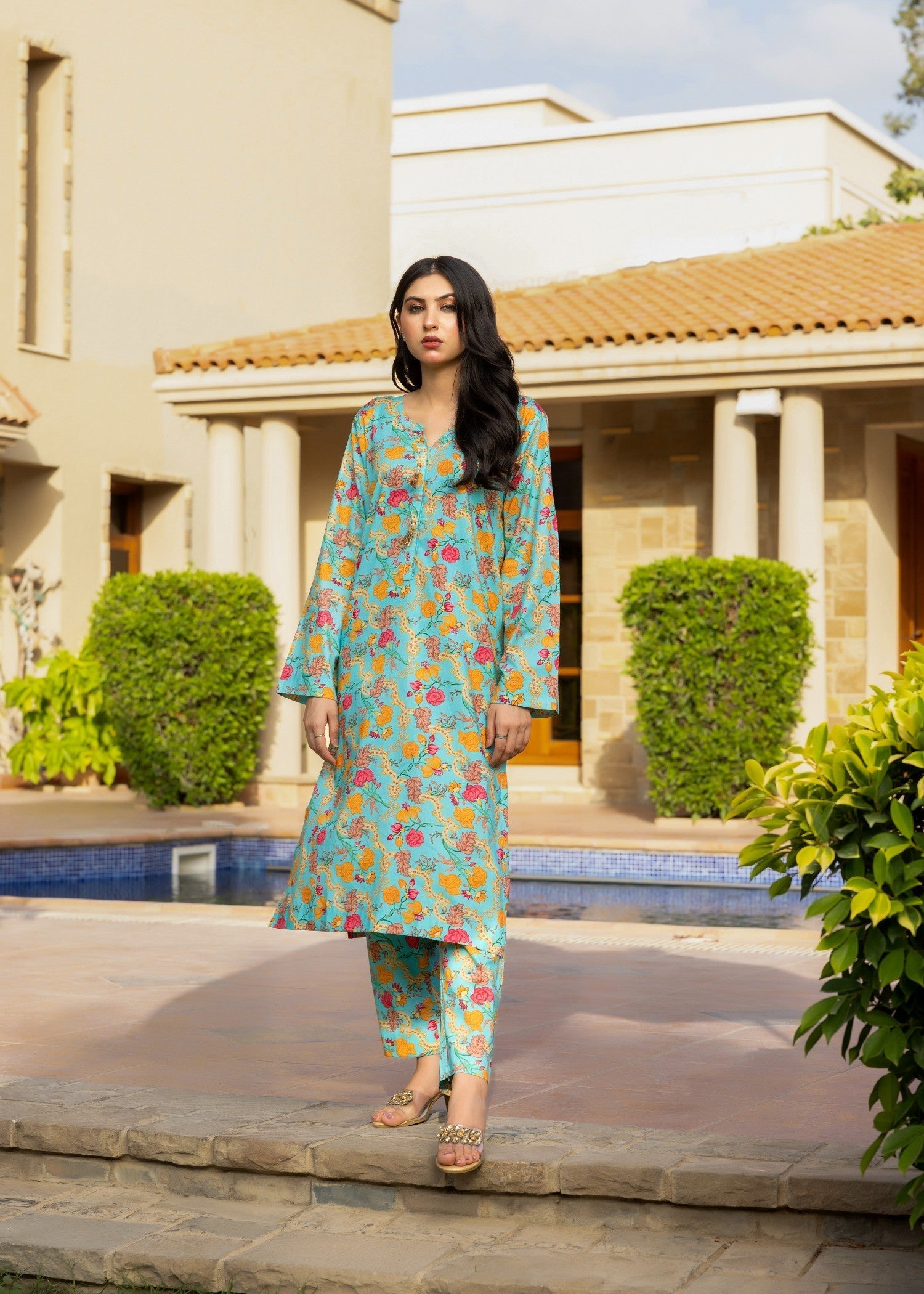 Zarasi Summer Bloom Stitched Lawn Suit Women 2pcs