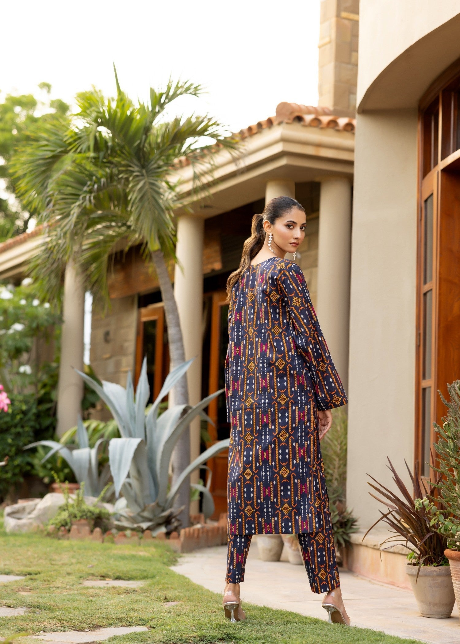 Zarasi Botanical Bliss Stitched Lawn Suit Women 2pcs