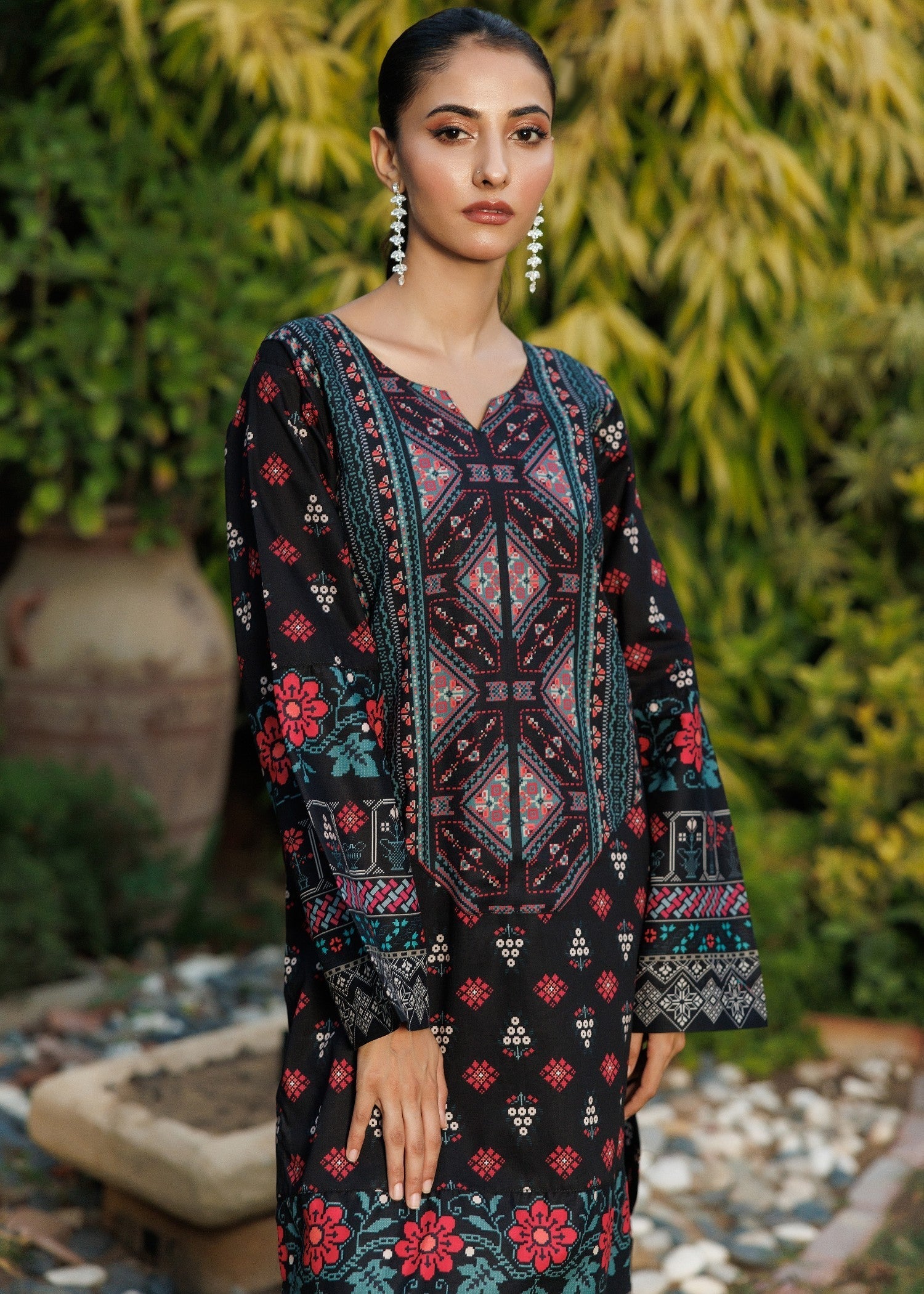 Zarasi Tribal Charm Stitched Lawn Suit Women 2pcs