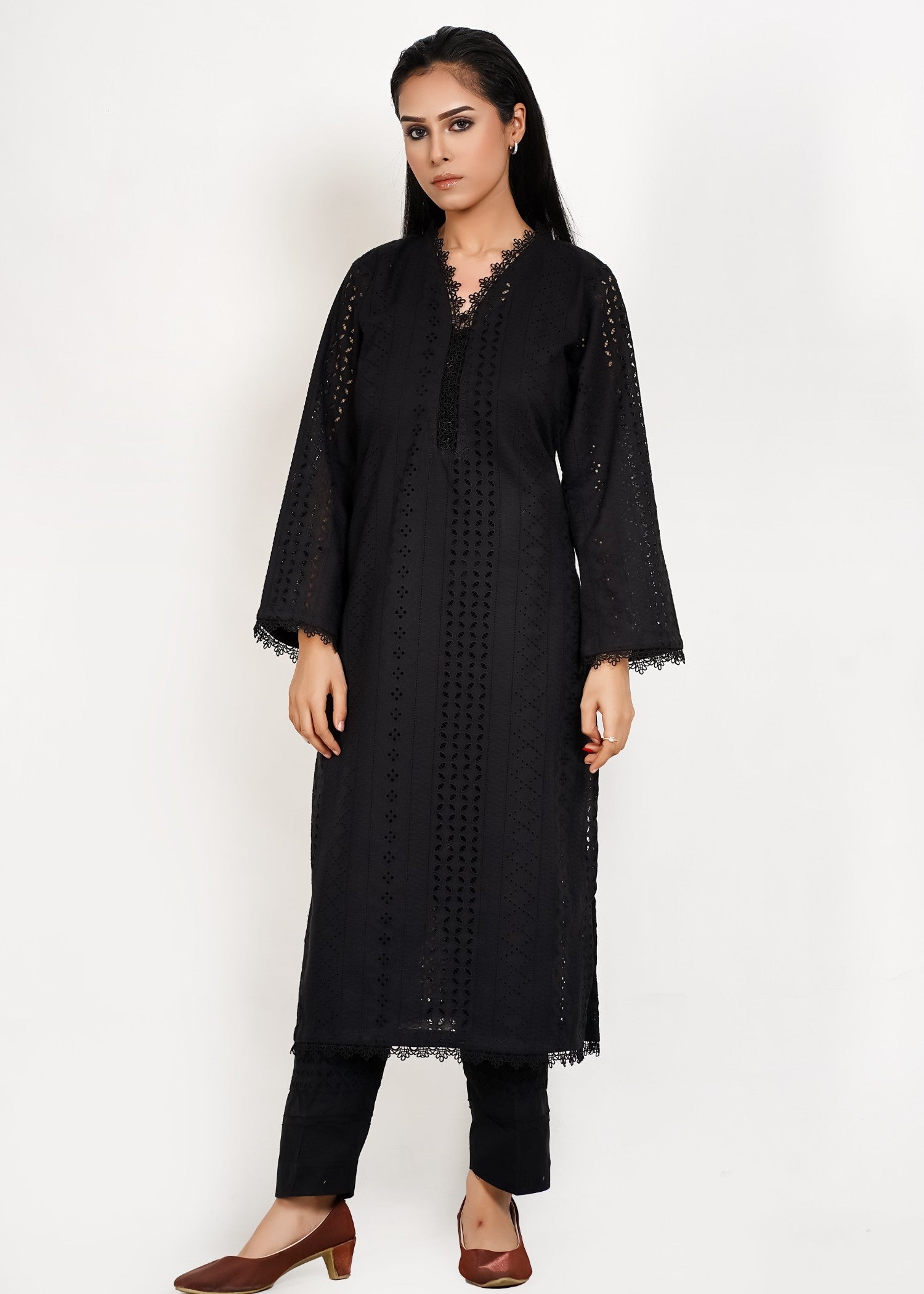 Bint-E-Hussain Stripe Chikankari Kurta Set Black Women 2pcs