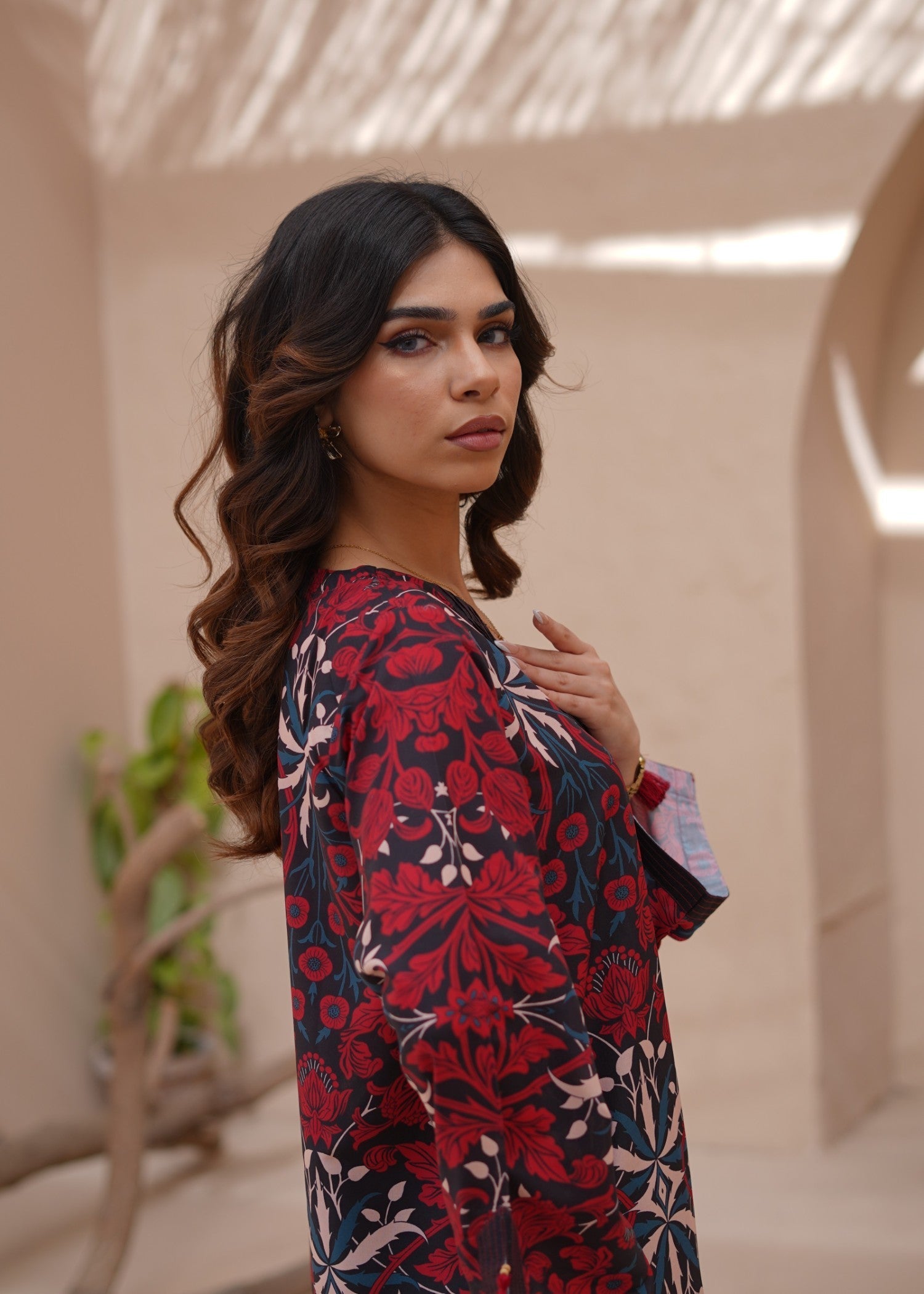 Nairah Crimson Women 2pcs