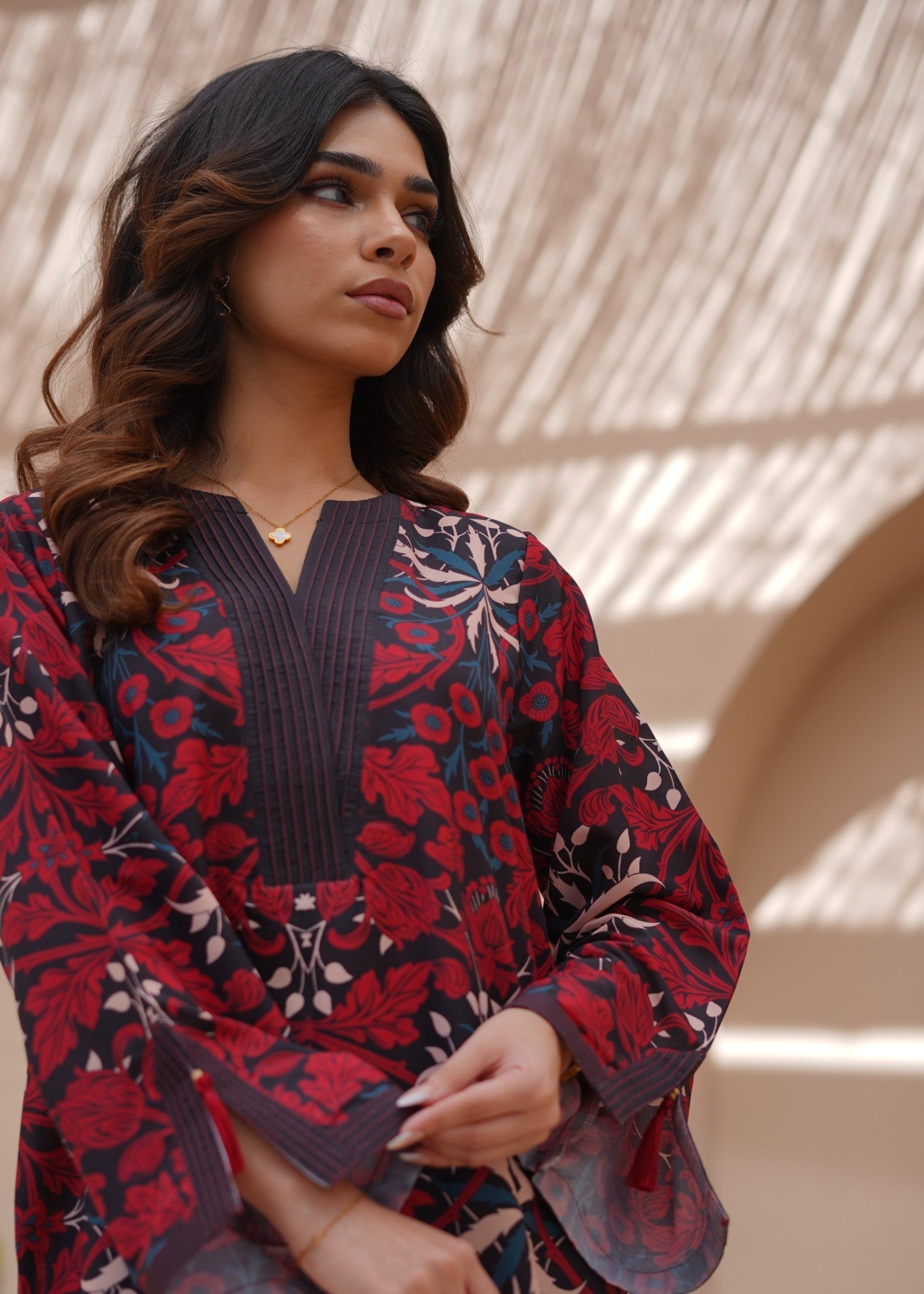 Nairah Crimson Women 2pcs