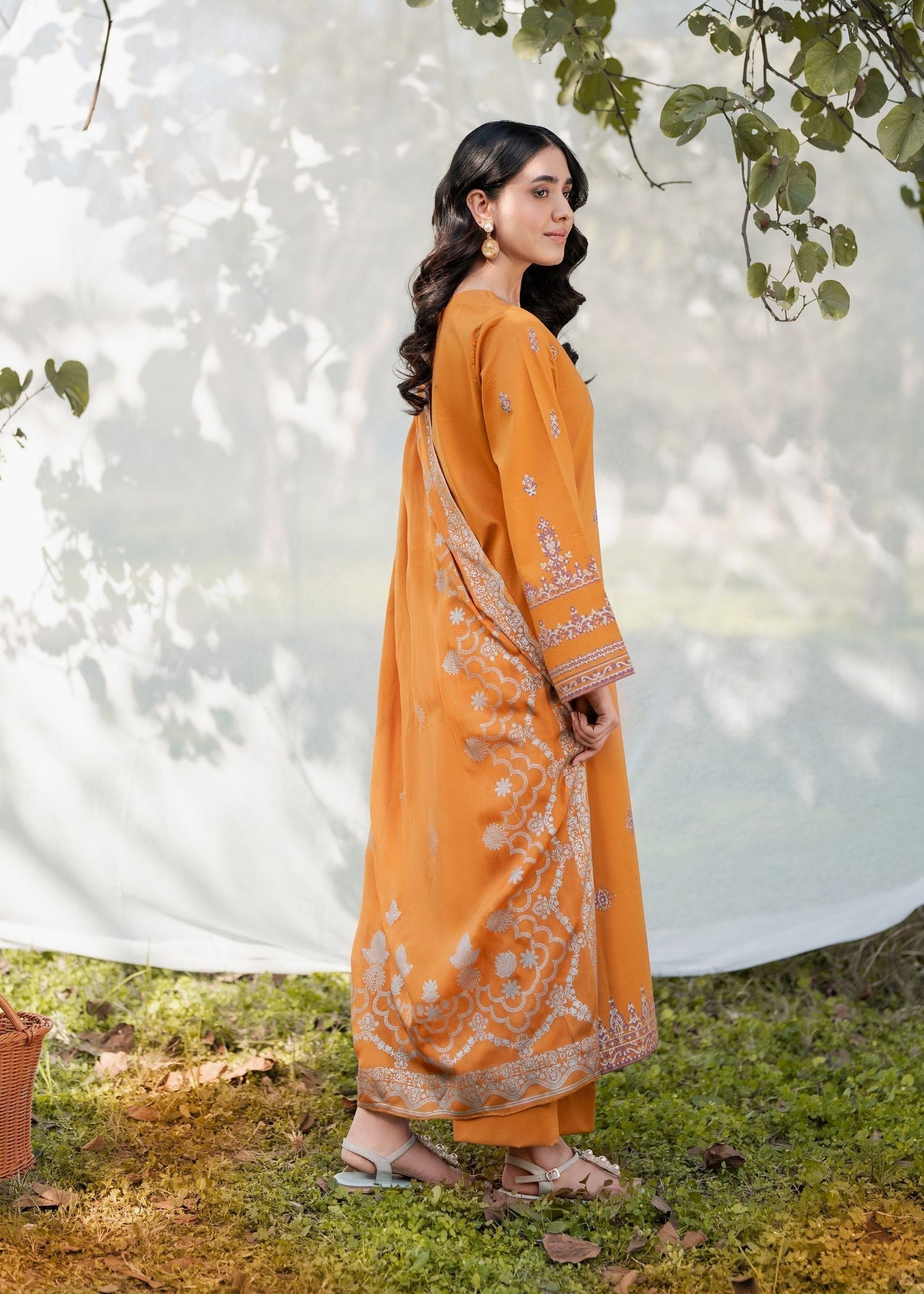 Garnet Clothing Feeha Women 2pcs