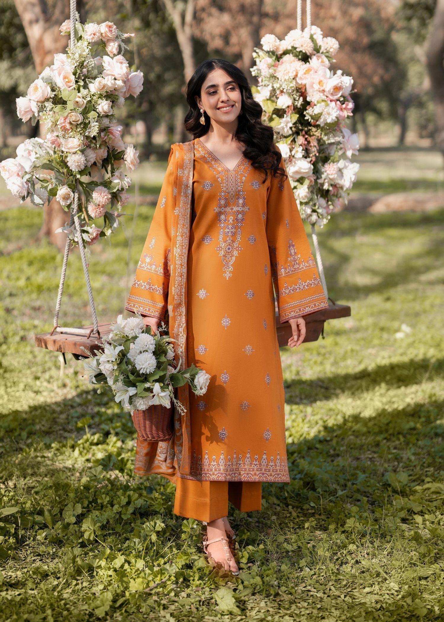 Garnet Clothing Feeha Women 2pcs