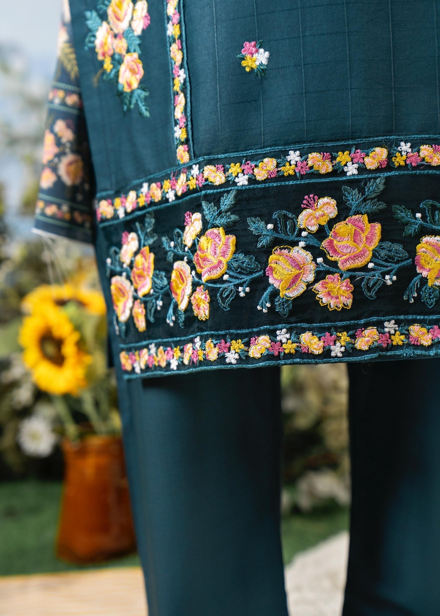 Fatima Noor’S Collections Bi 001 6 Women 3pcs