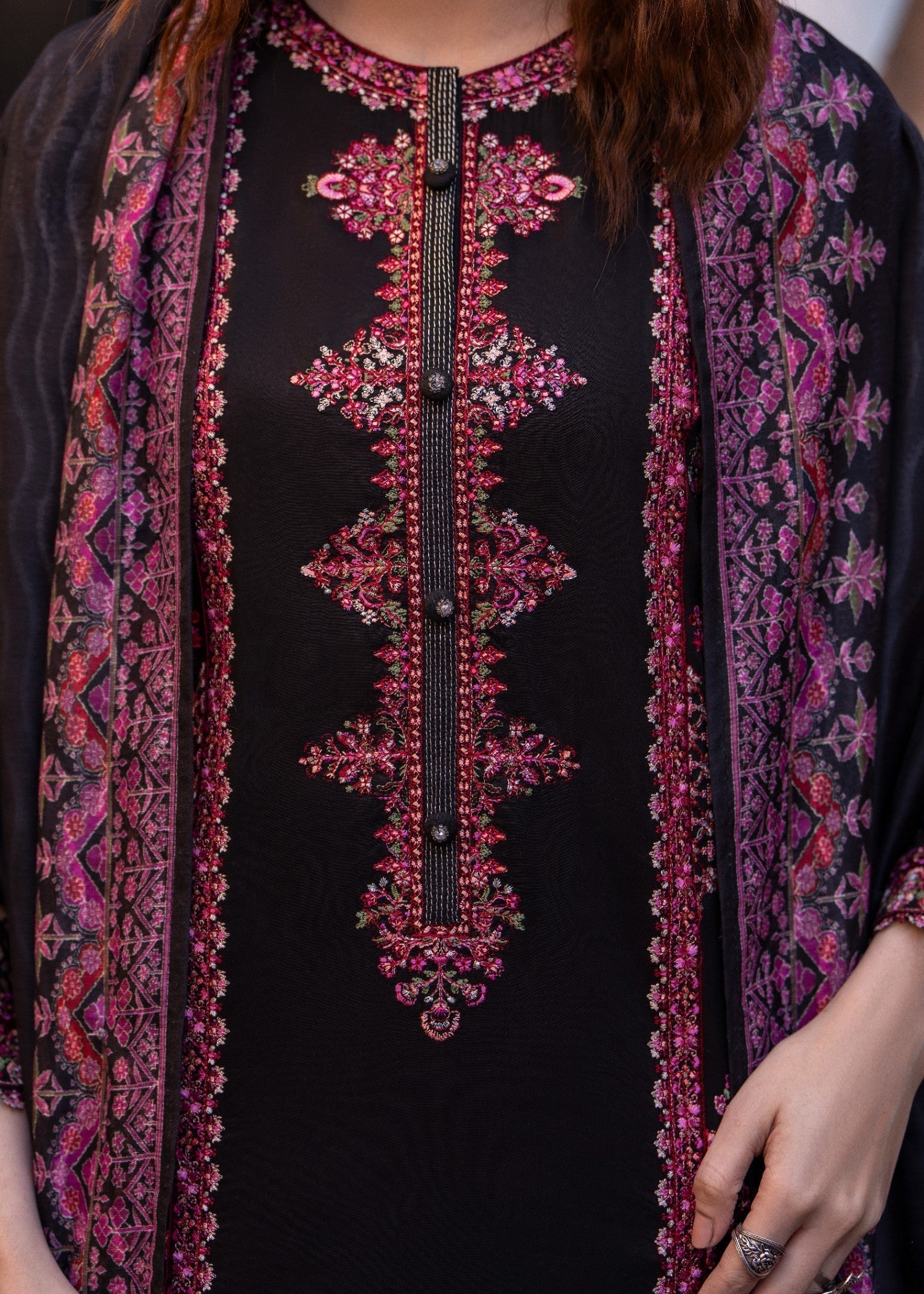 Casual Lite Bazaar D8 Women 3pcs