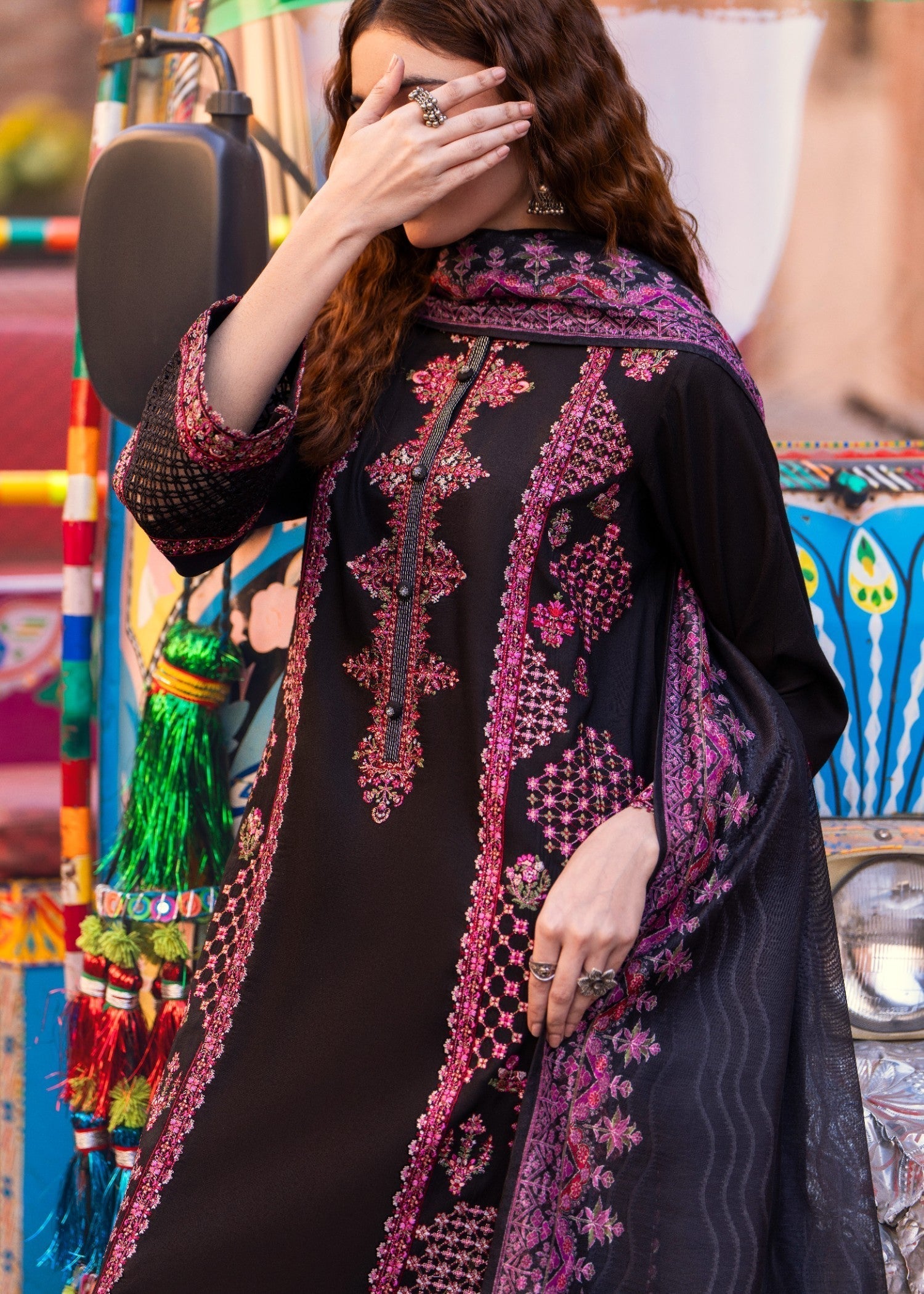 Casual Lite Bazaar D8 Women 3pcs