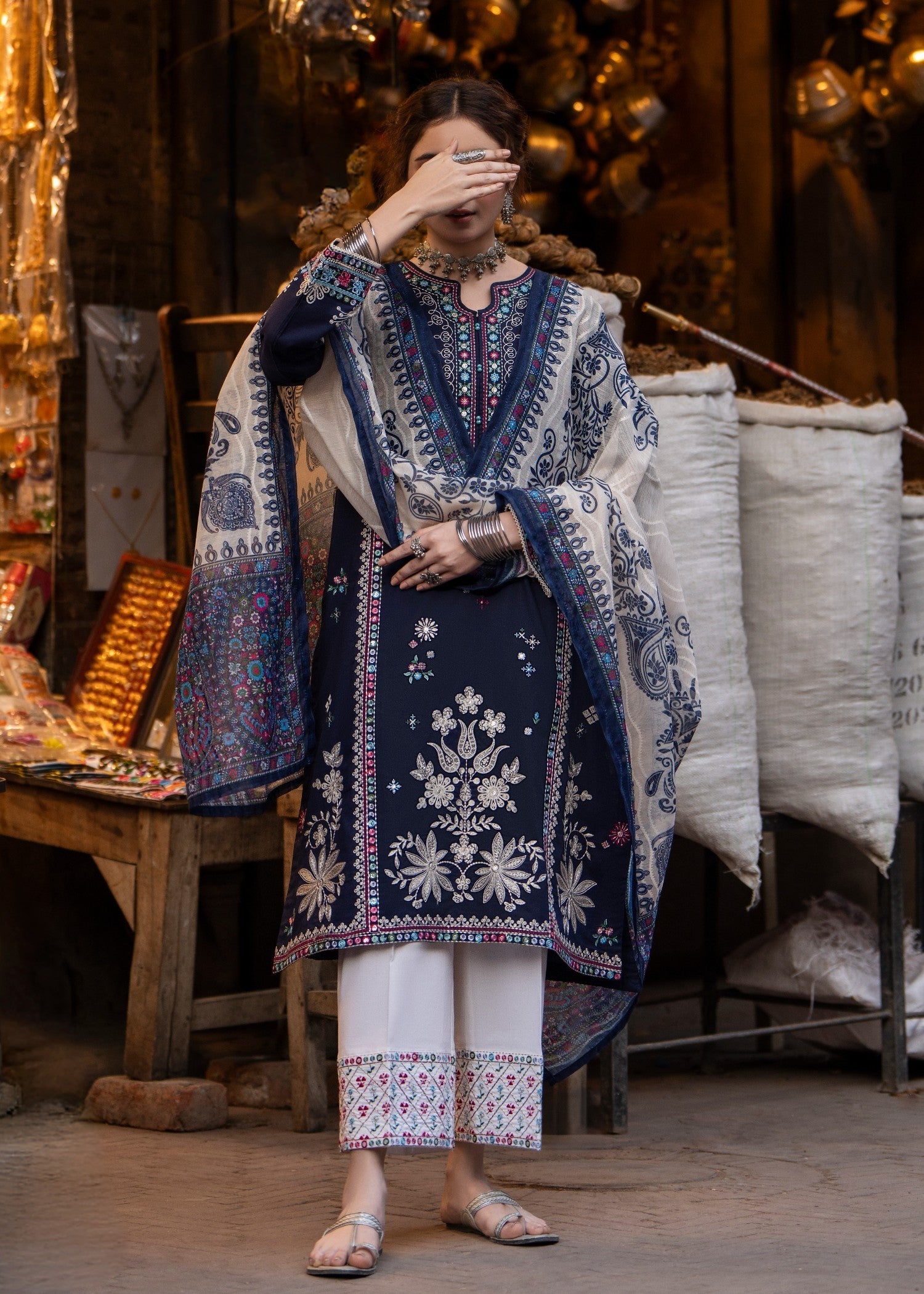 Casual Lite Bazaar D13 Women 3pcs