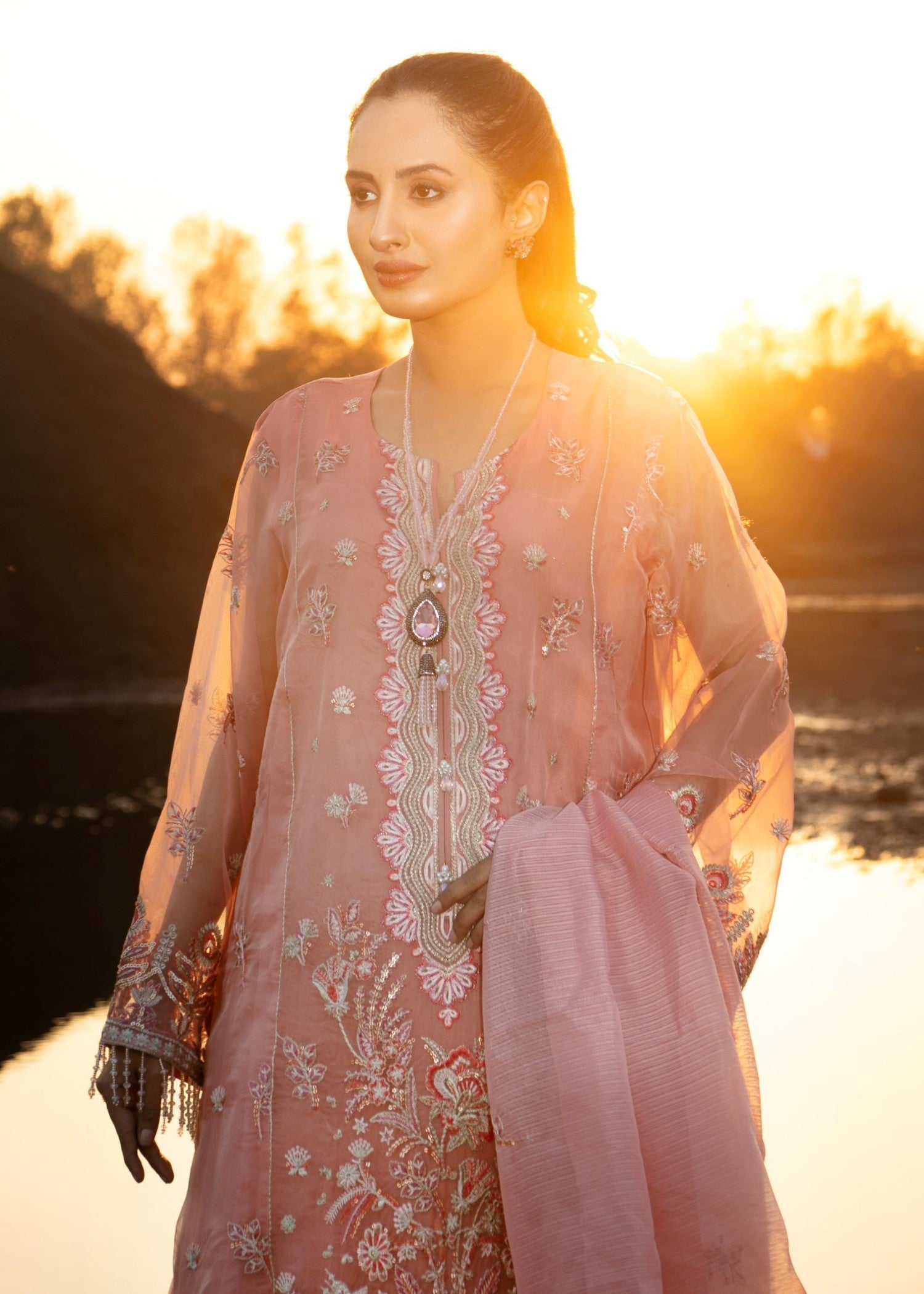 Chandan Nagri ARSIN Women 4pcs