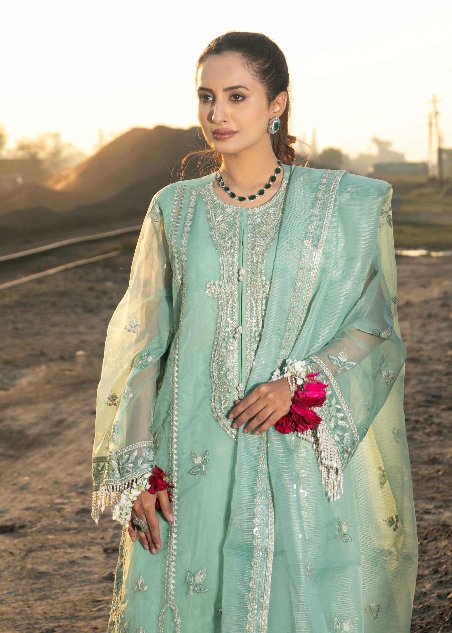 Chandan Nagri EVA Women 4pcs