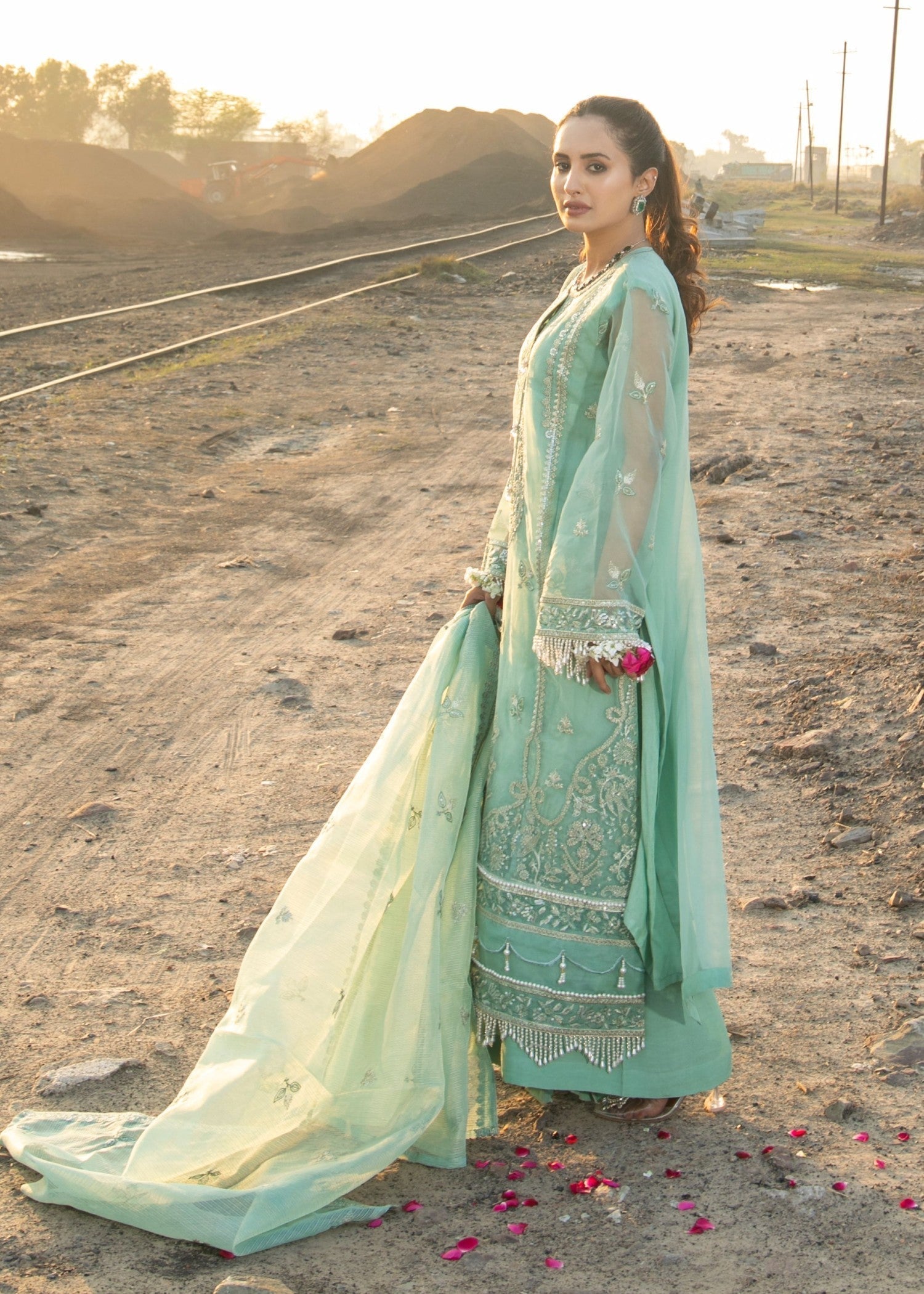 Chandan Nagri EVA Women 4pcs