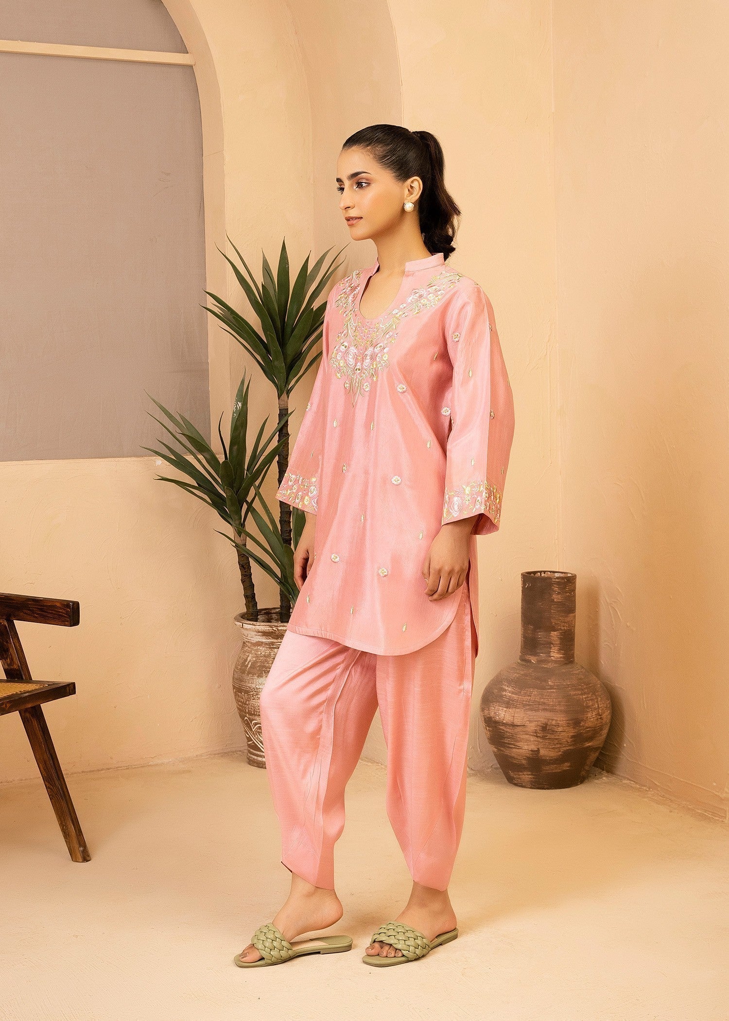 Allure By Ih LESLIE Women 2pcs