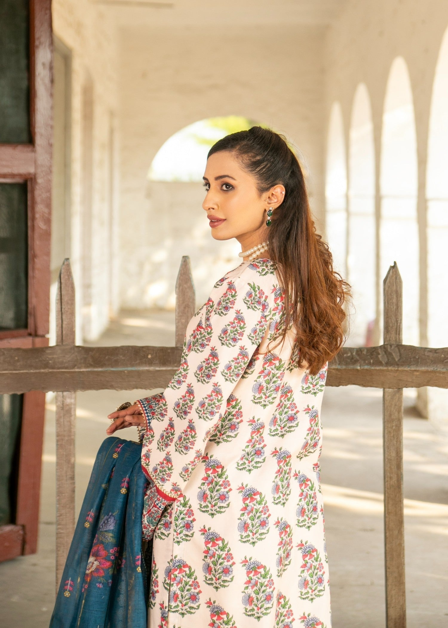 Chandan Nagri AMBER OFFWHITE Women 3pcs