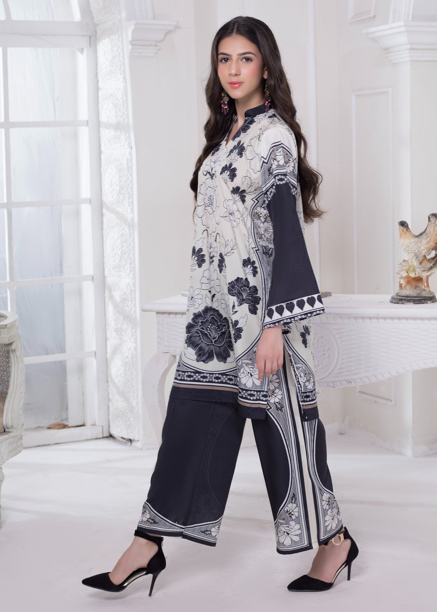 Khadija Sharif Ebony Women 2pcs