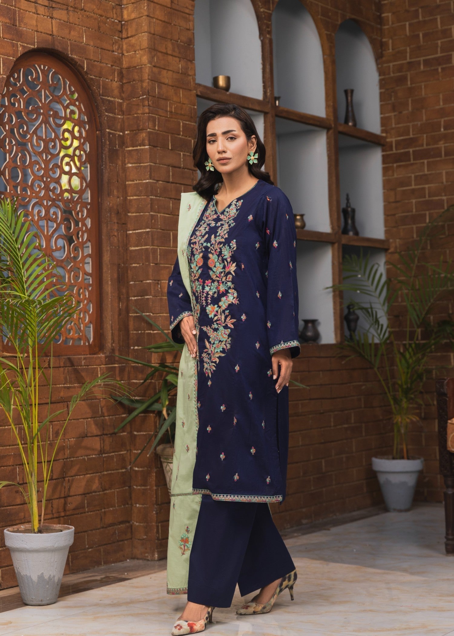 Costumo Nile Women 3pcs