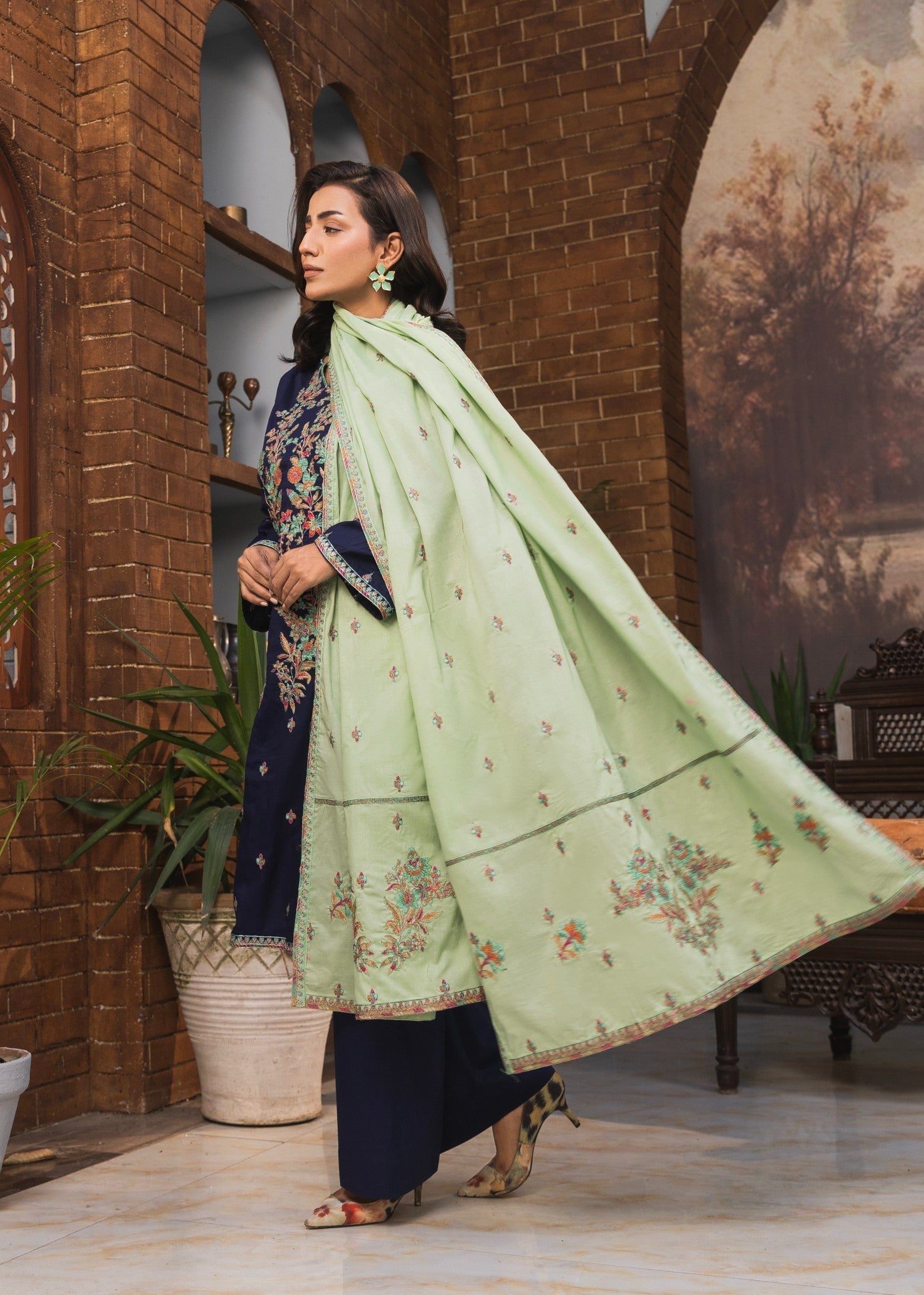 Costumo Nile Women 3pcs