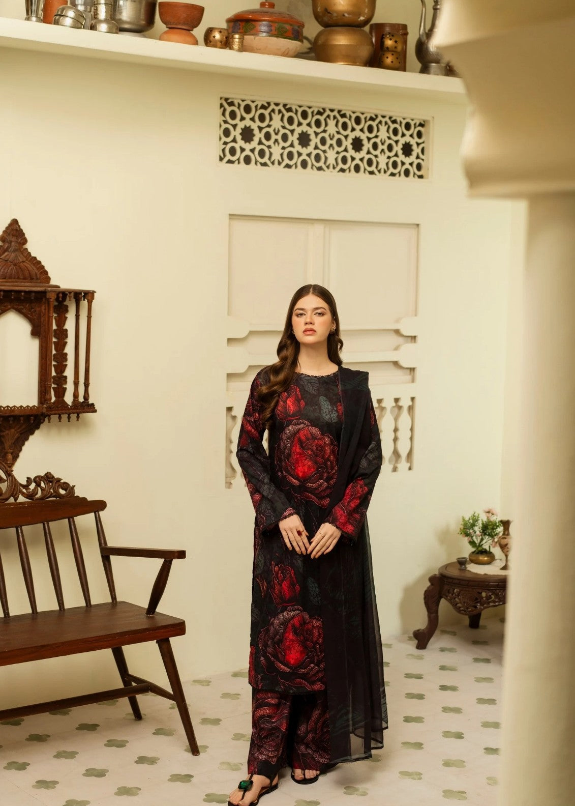 Feathers ZAYNA Women 3pcs