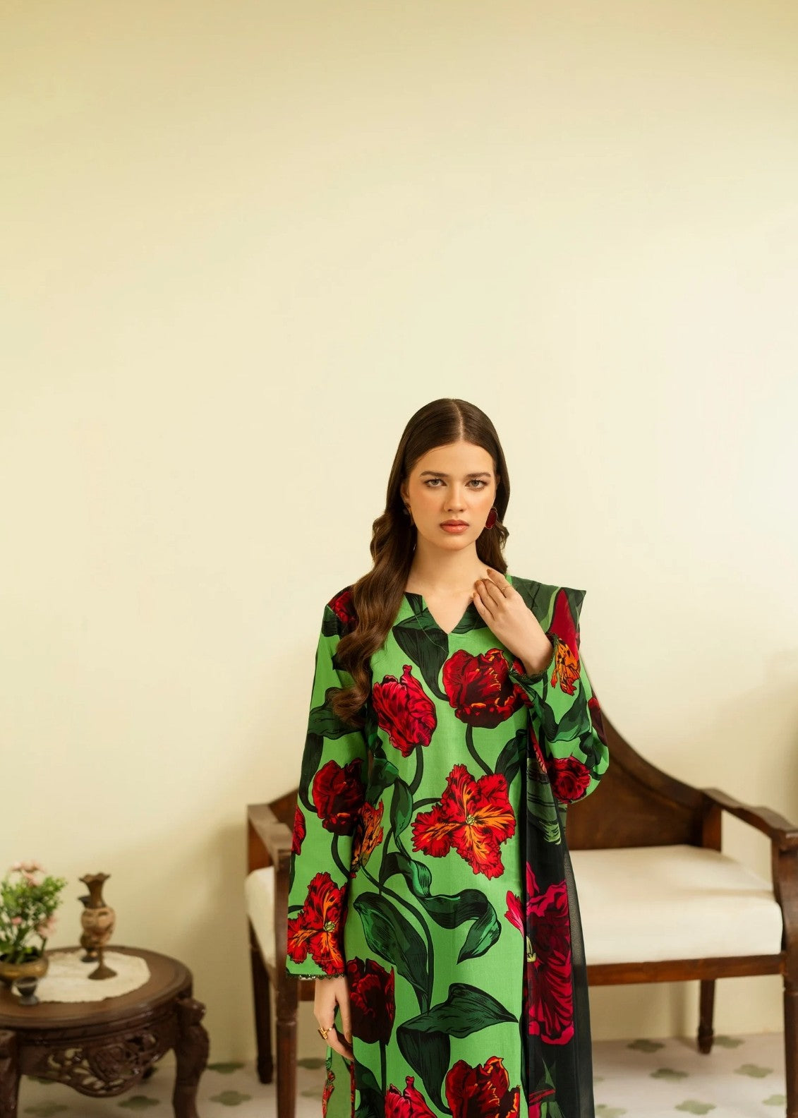 Feathers NURELLE Women 3pcs