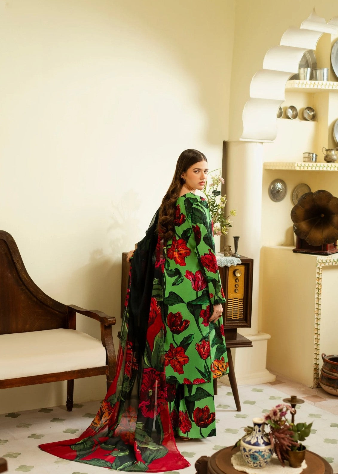 Feathers NURELLE Women 3pcs