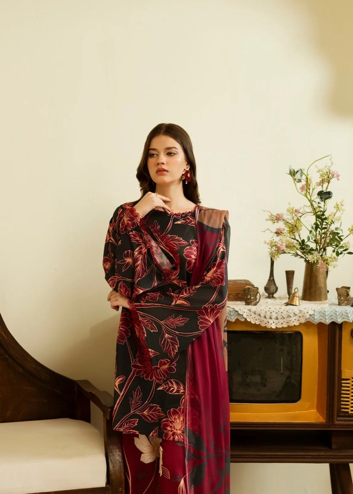 Feathers SAPHIRA Women 3pcs