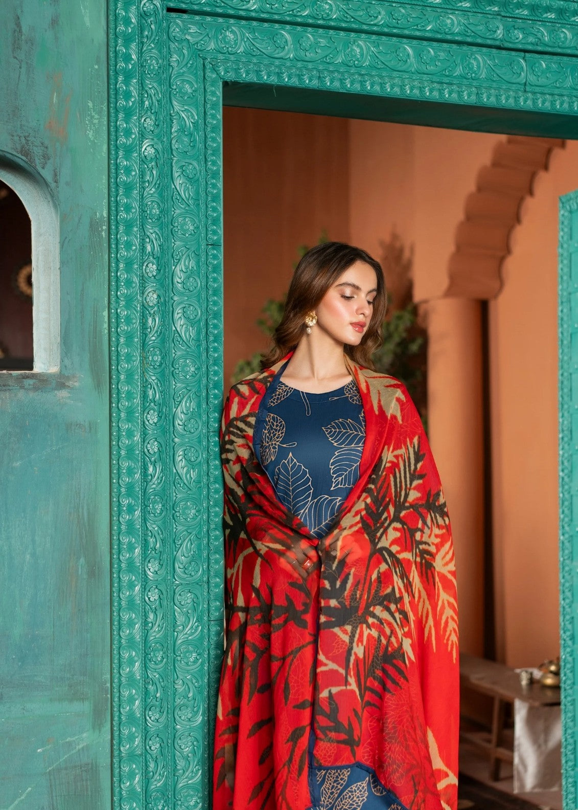 Feathers VEORA Women 3pcs