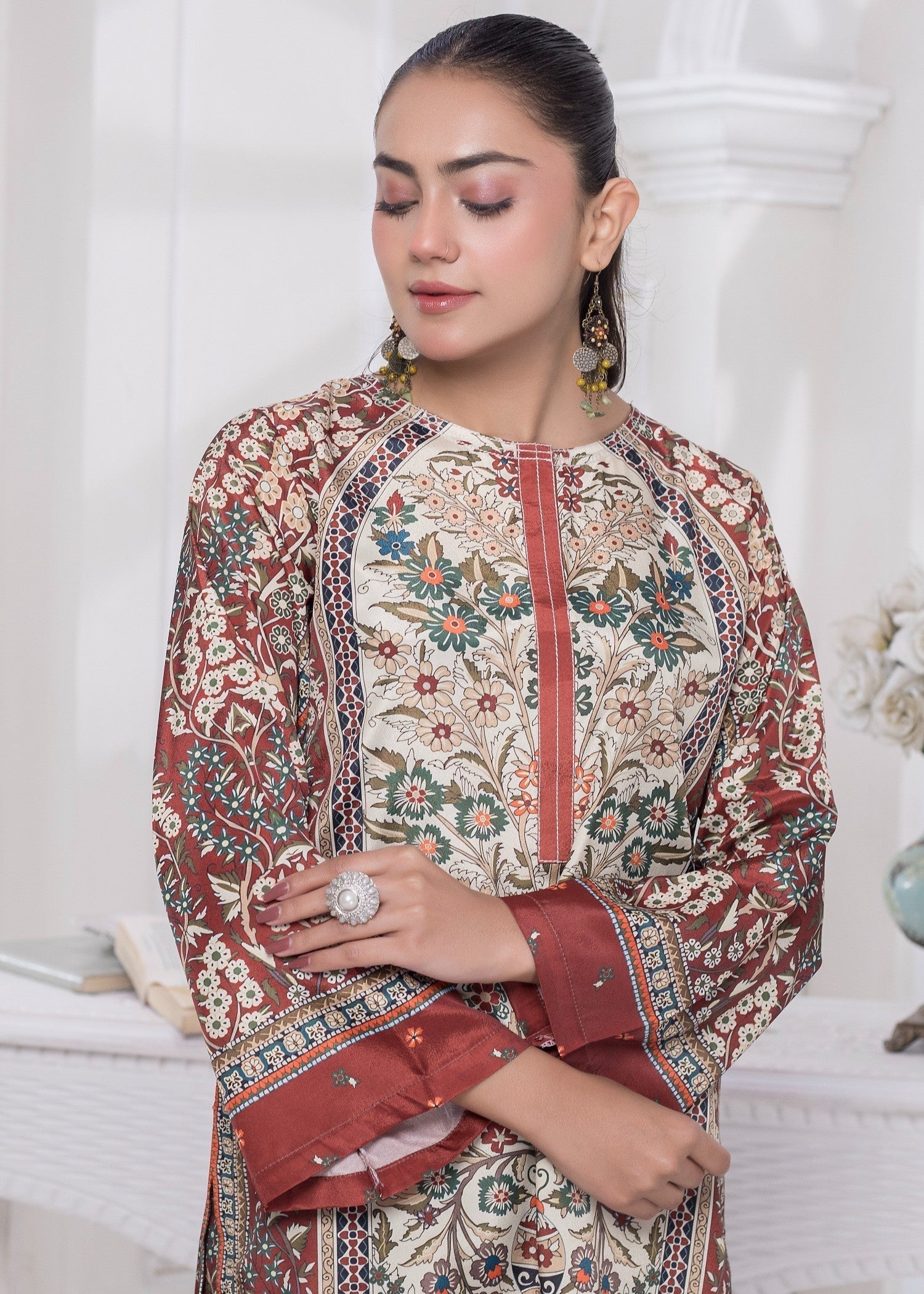 Khadija Sharif Velmora Women 2pcs