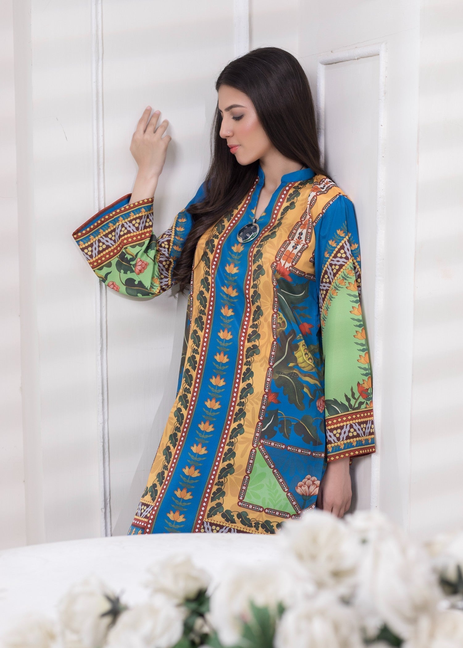 Khadija Sharif Morvee Women 2pcs