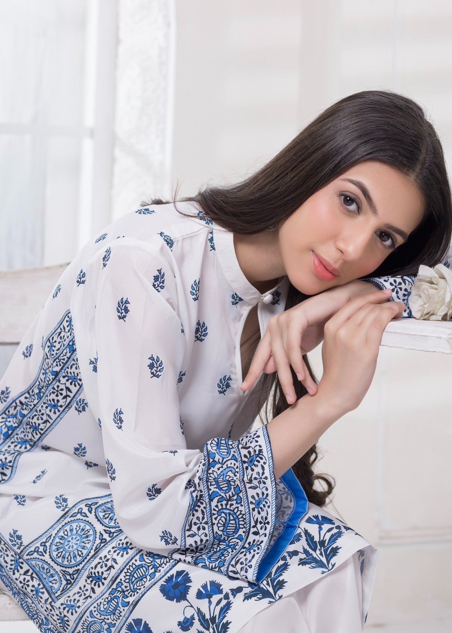 Khadija Sharif Lurisse Women 2pcs