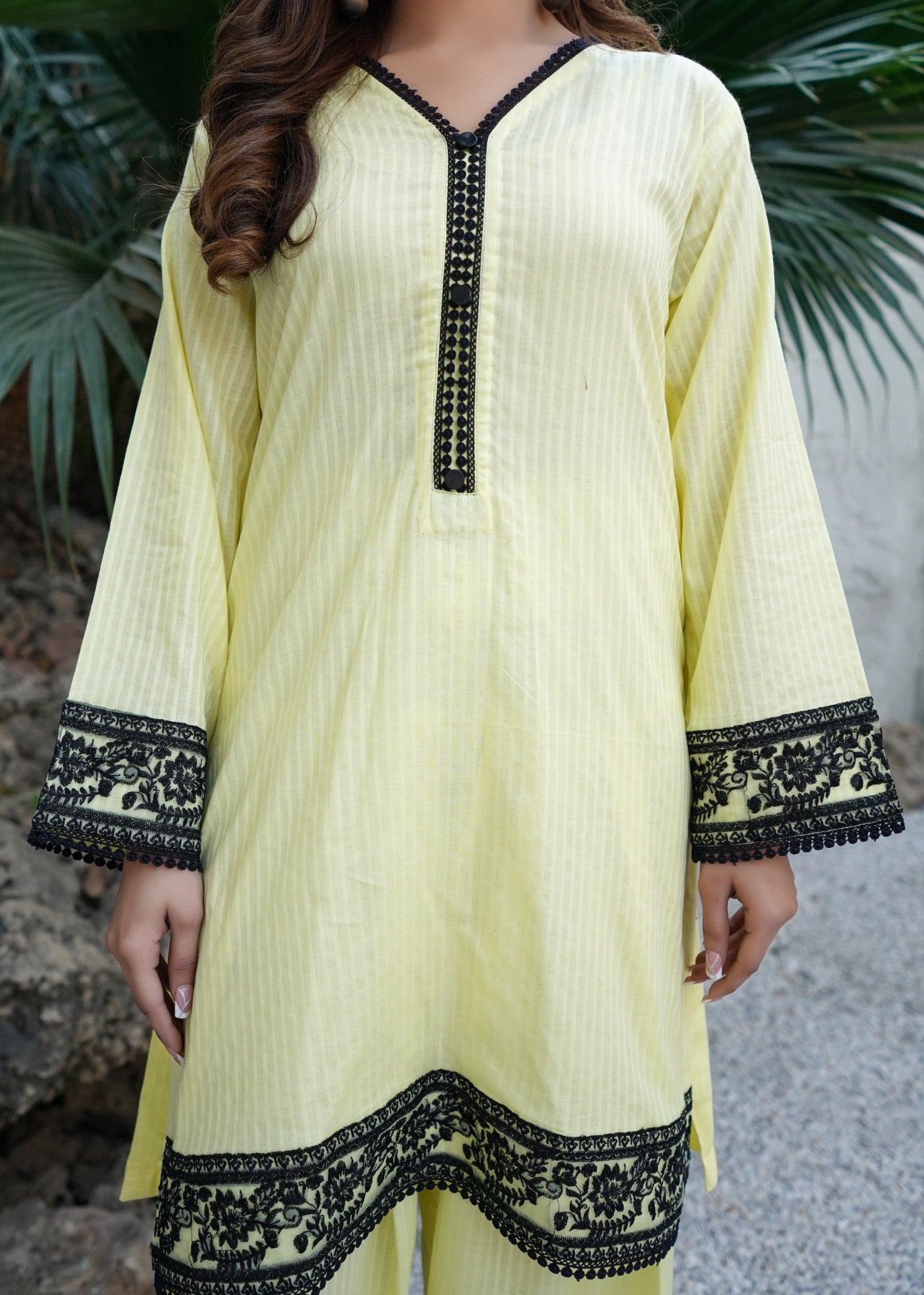 Yolo Pret Embroidered Infinity Lawn JASHAN S25 0015 Women 2pcs