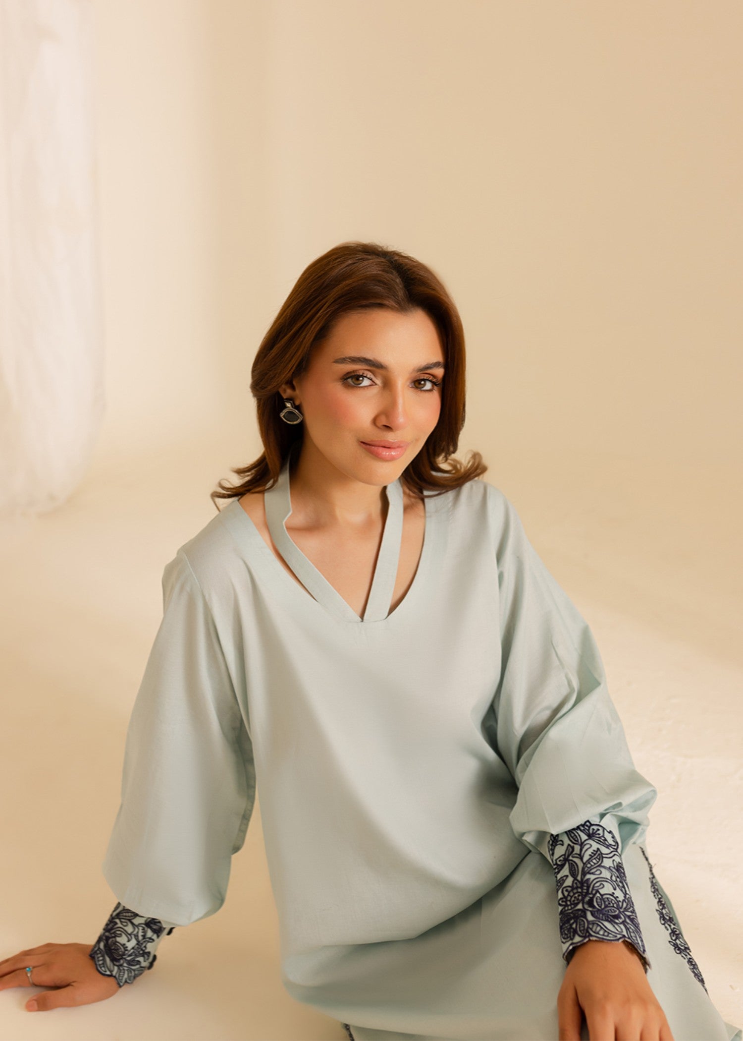 Mahnur Crystal | Pret Women 2pcs