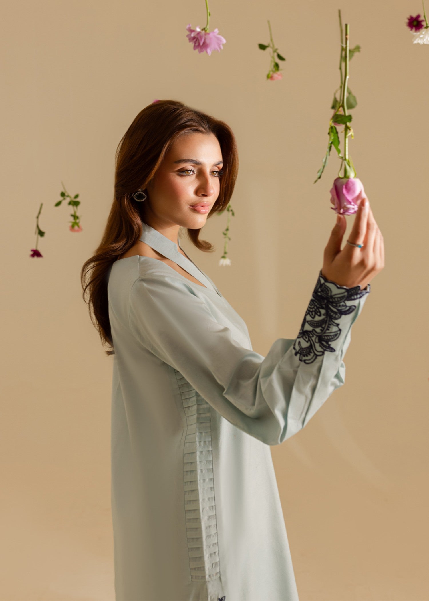 Mahnur Crystal | Pret Women 2pcs