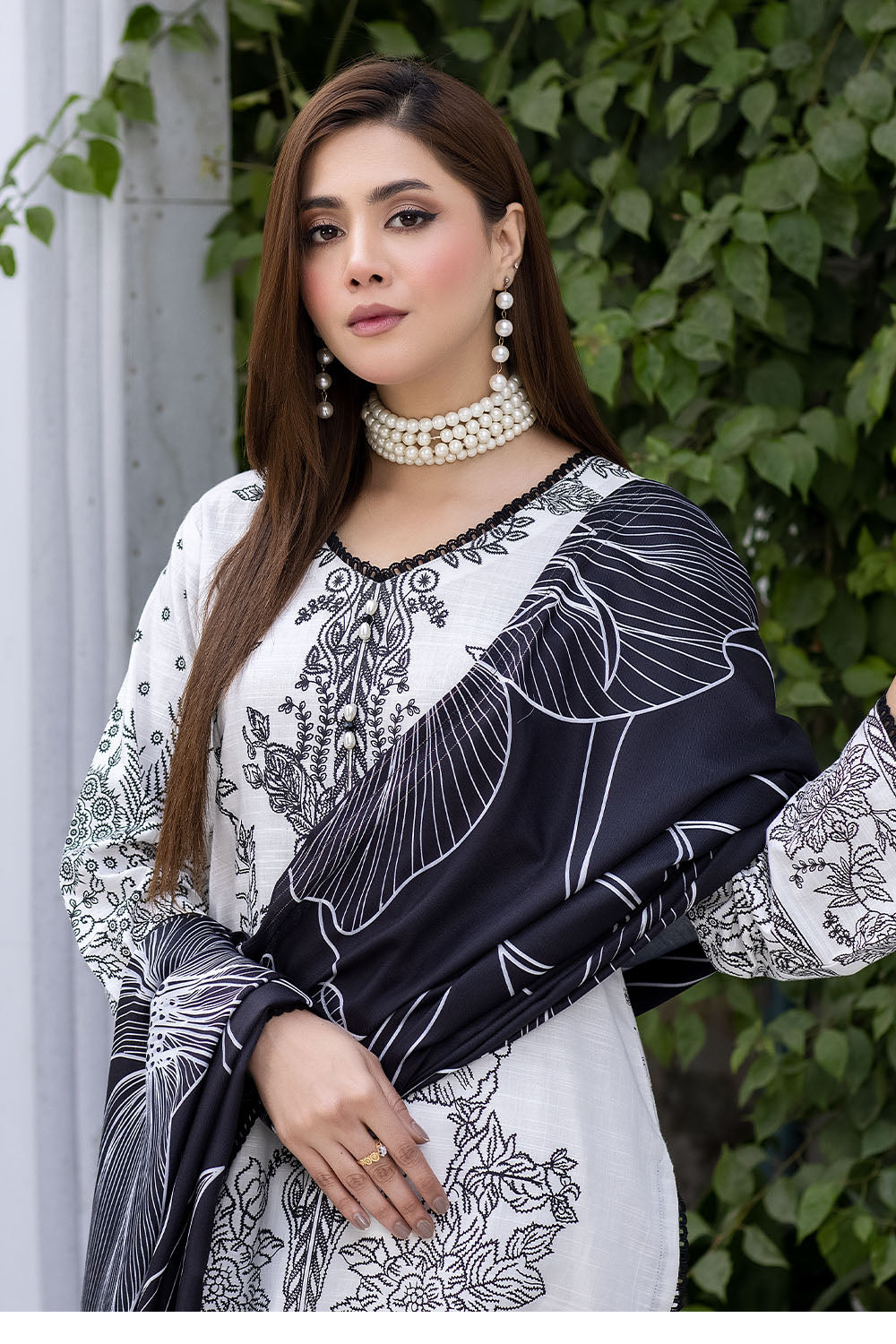 Madame Screen Printed Cotton Lawn Suit 7002 Women 3pcs