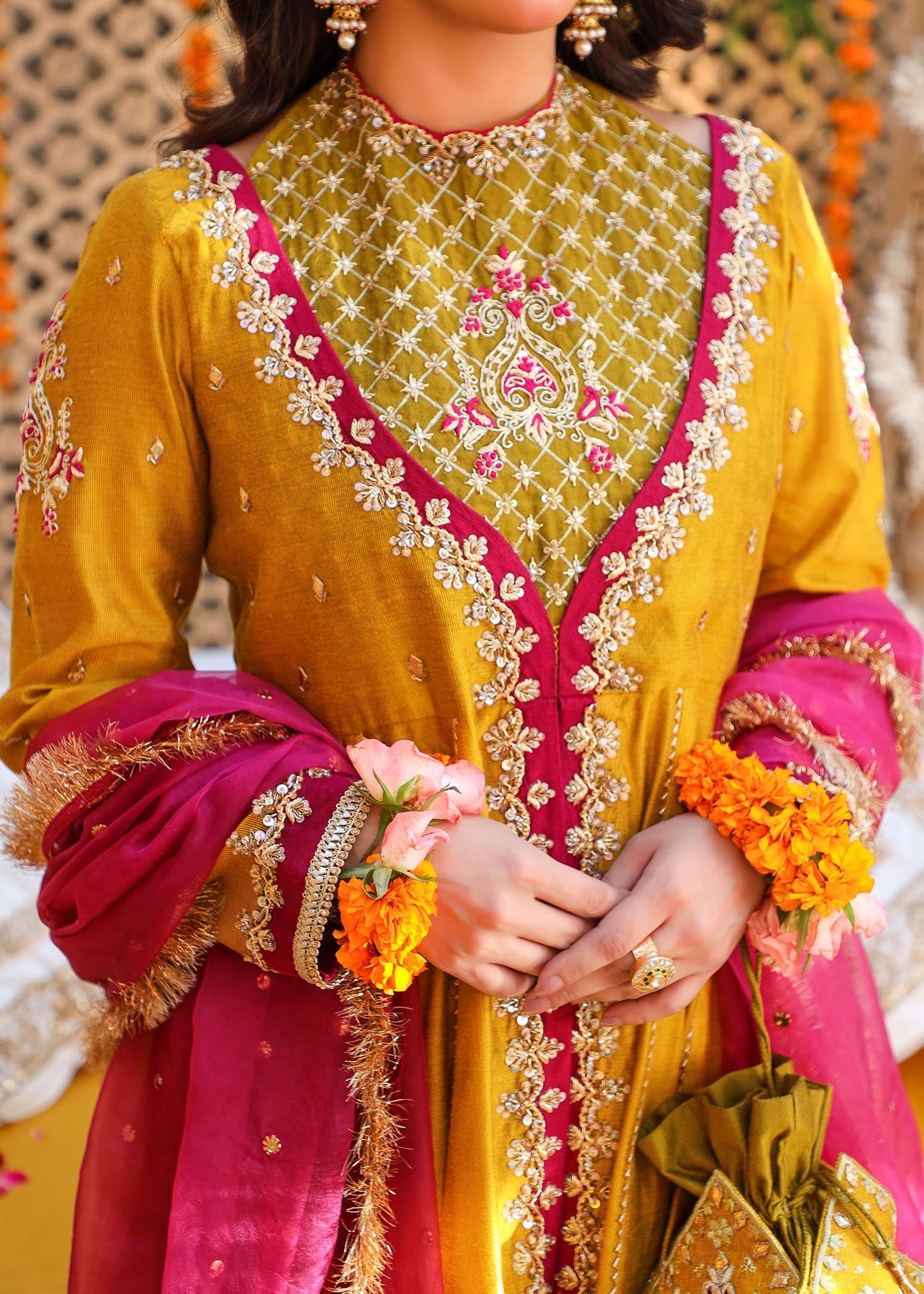 Shades By Abeeha Usman CHASHNI Women 3pcs