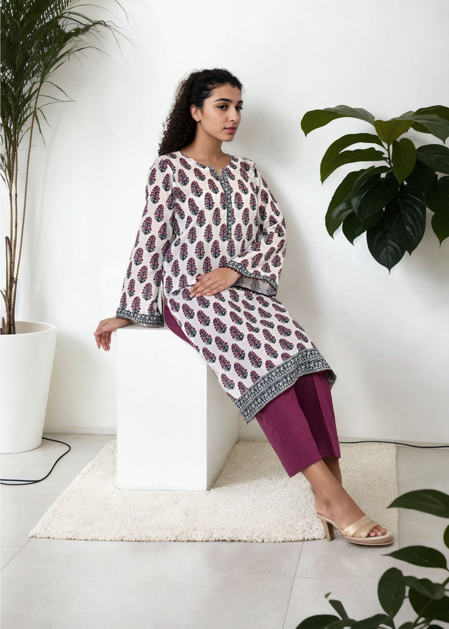 Noorma Kaamal NK CPV2 18 Women 2pcs