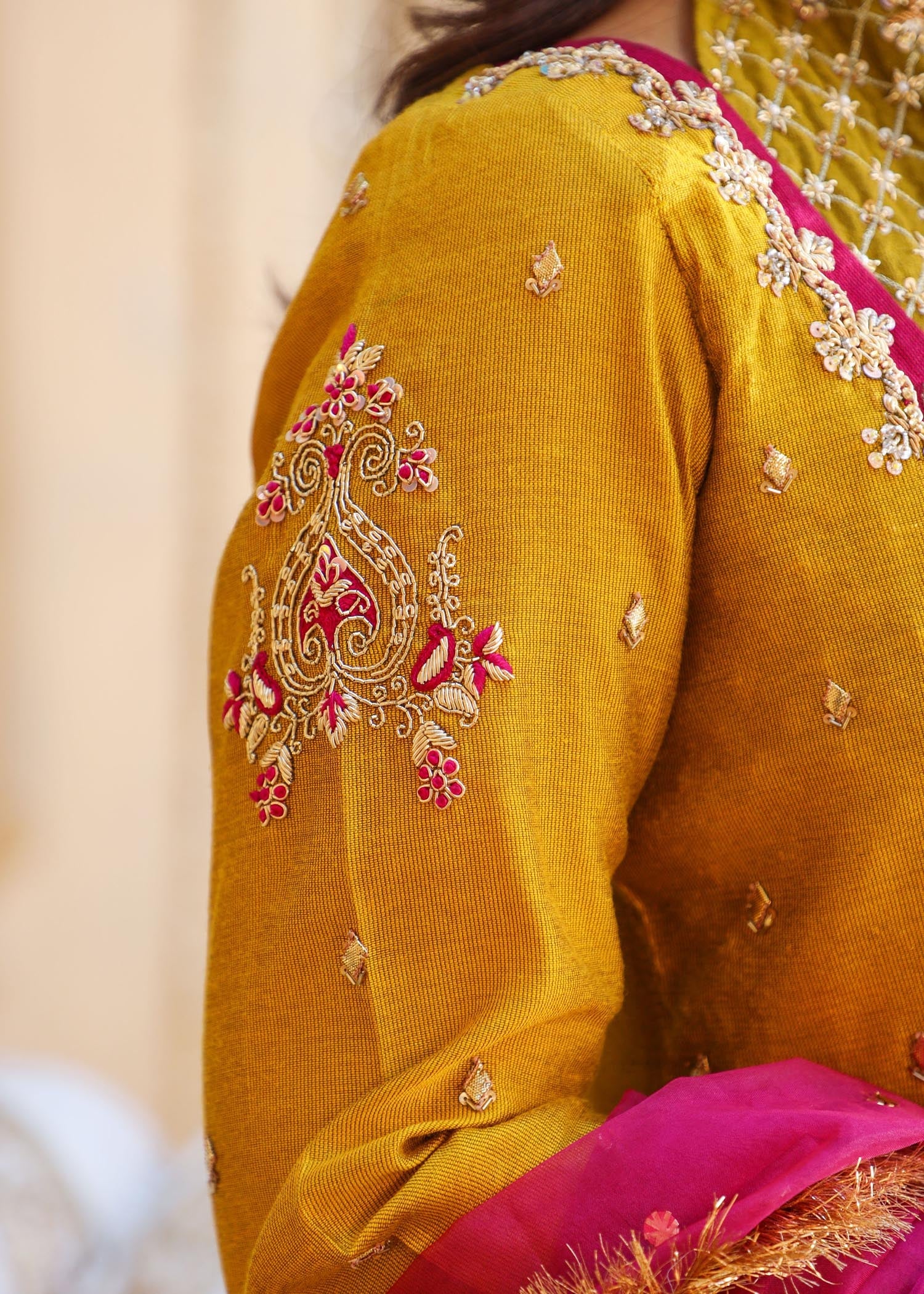 Shades By Abeeha Usman CHASHNI Women 3pcs